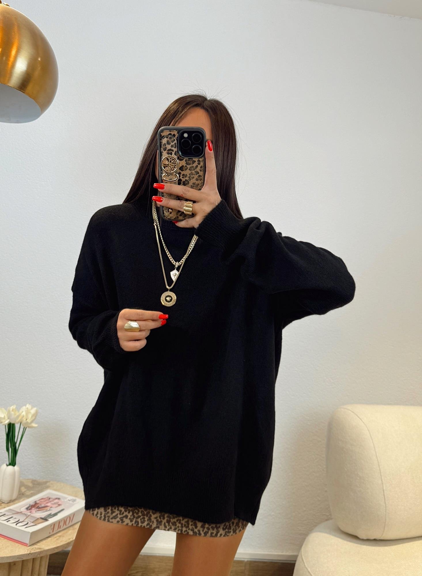 Siyah Oversize Yumoş Kazak