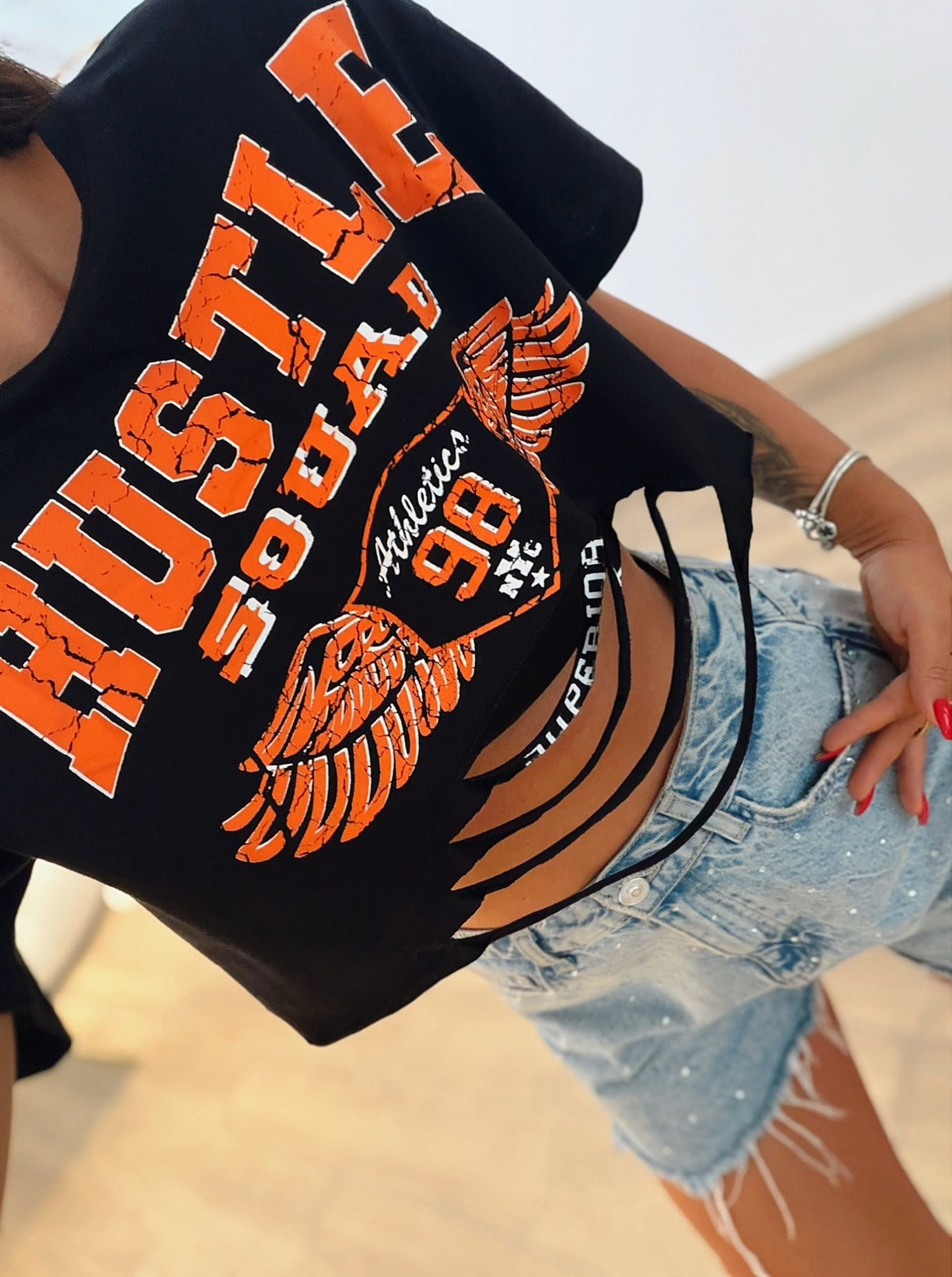Tasarım Yırtıklı Crop Tshirt