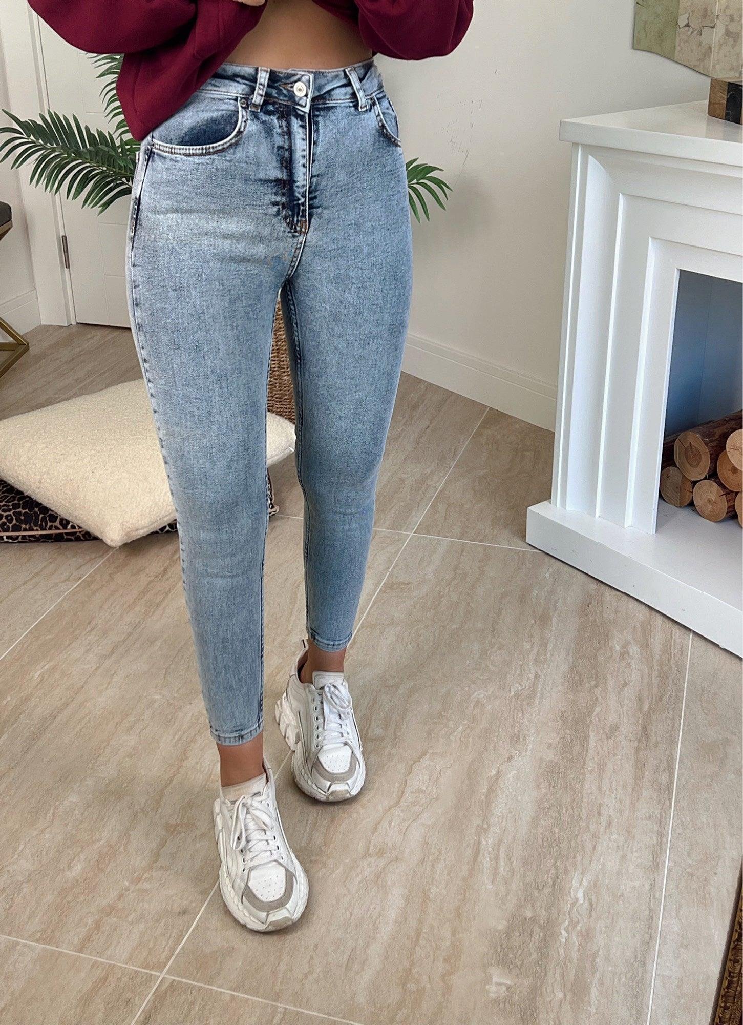 Taşlanmış Mavi Bilek Boy Toparlayıcı Skinny Jean
