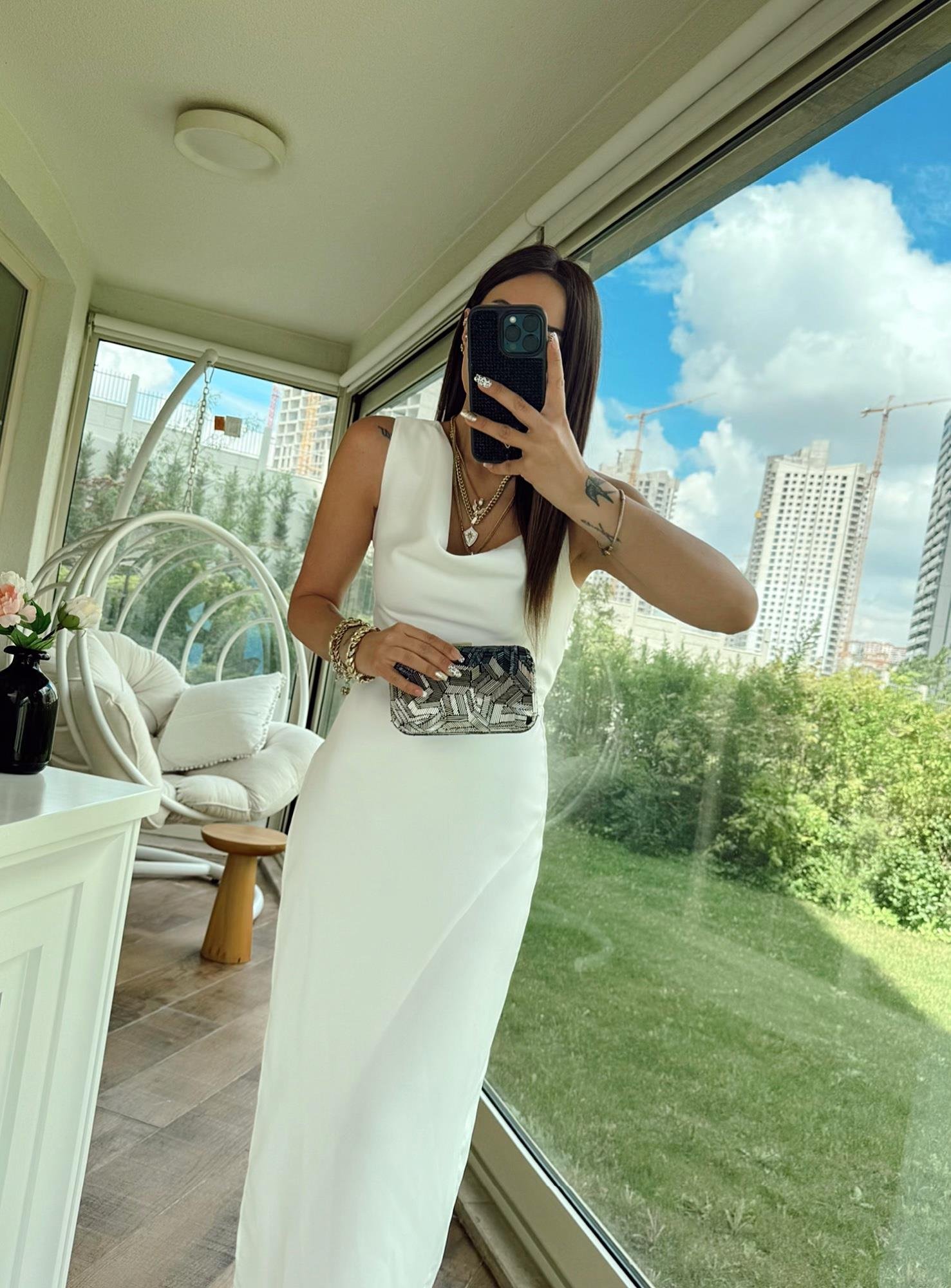 Tek Omuz Saten Beyaz Degaje Yaka Midi Elbise