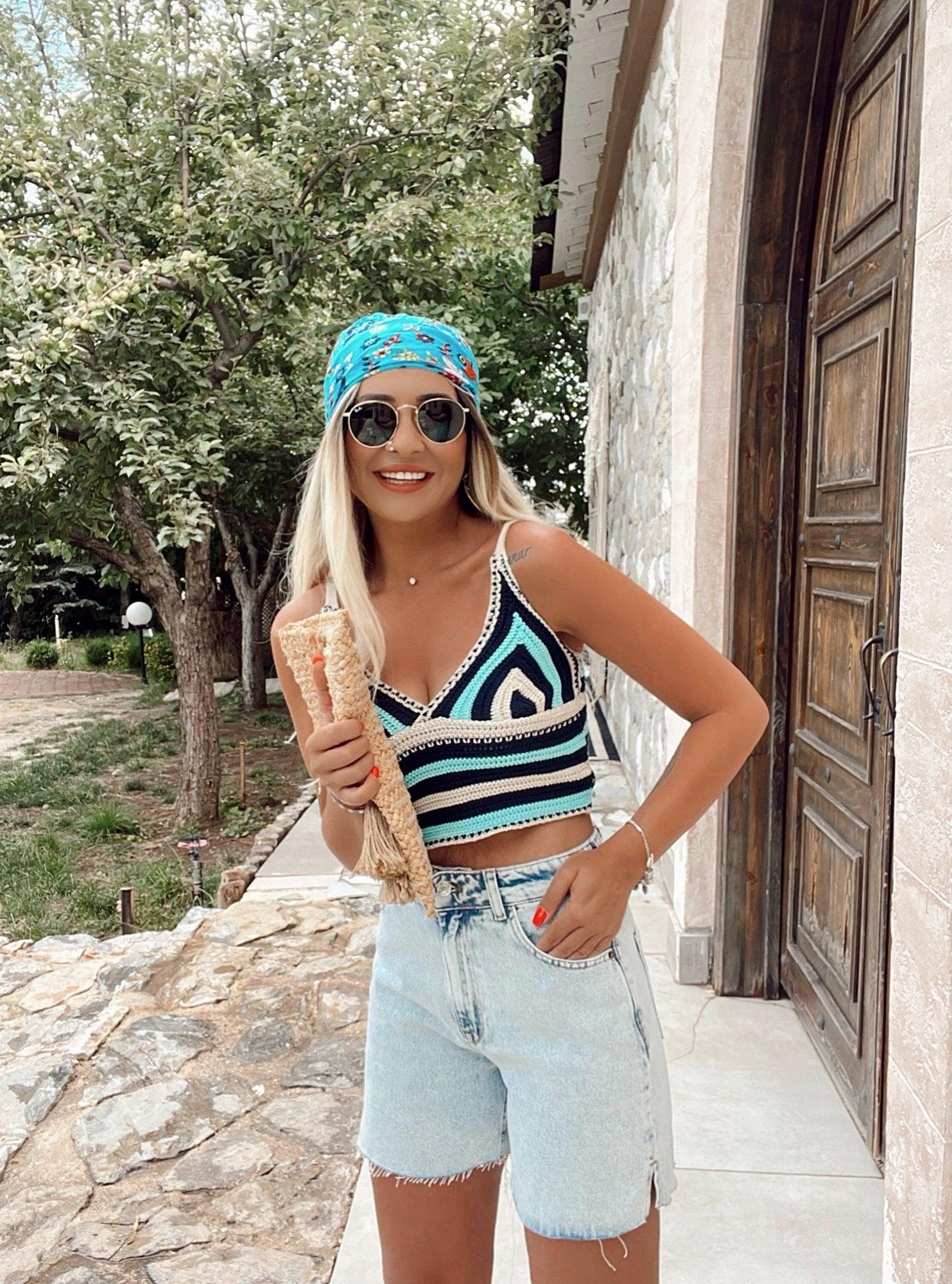 Tığ İşi Örme Mavi Triko Crop