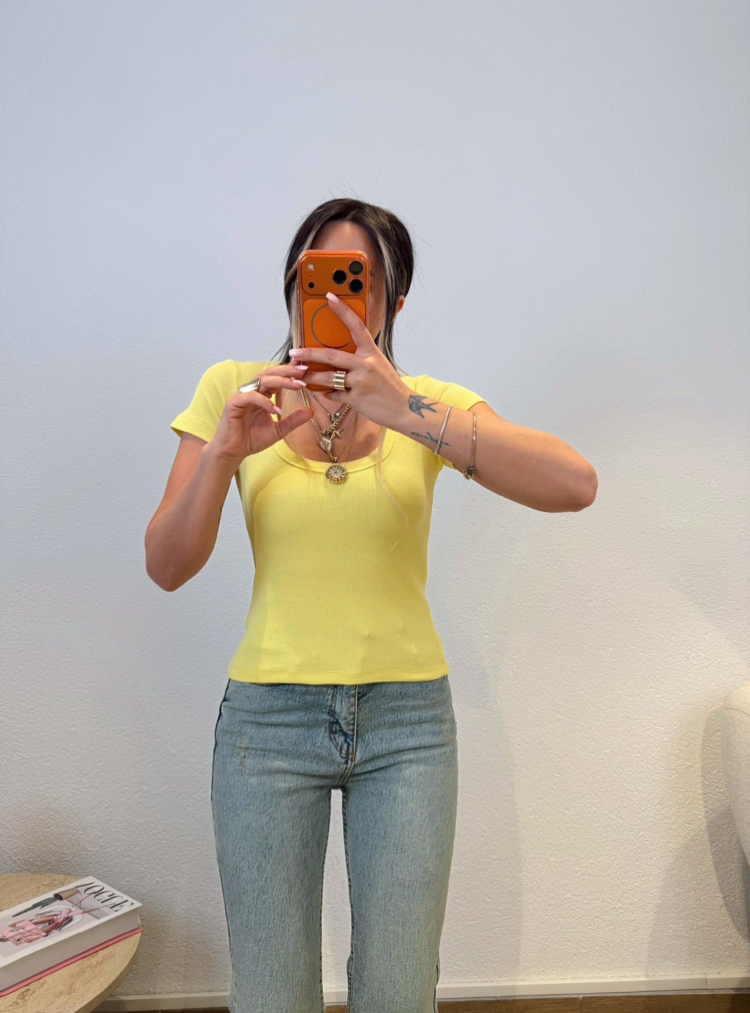 U Yaka Fitilli Kısa Kol Neon Sarı Badi
