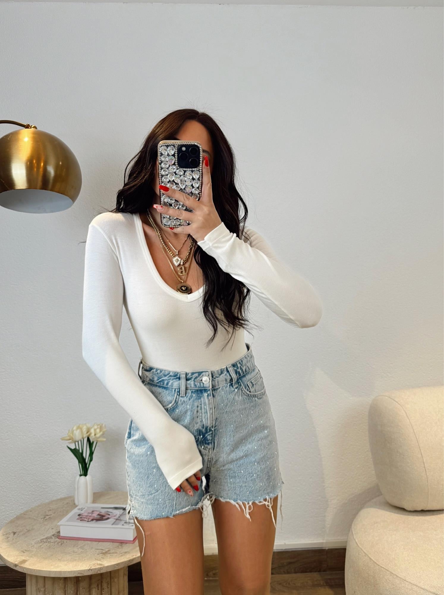 V Yaka Ekru Bodysuit