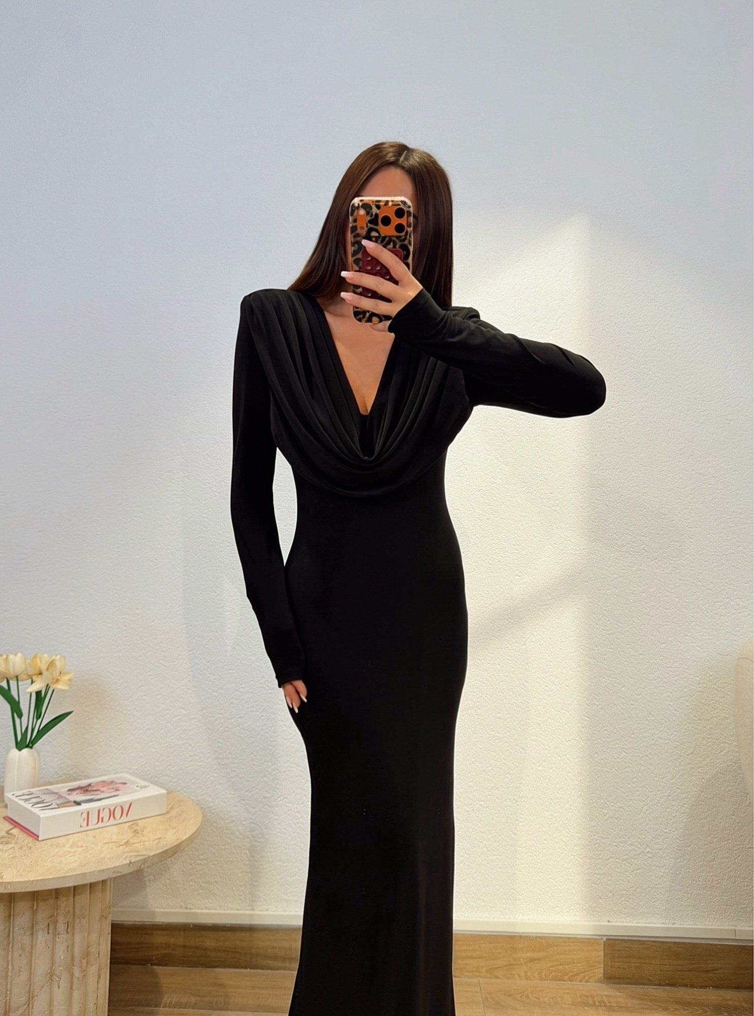 Vatkalı Degaje Yaka Maxi Elbise