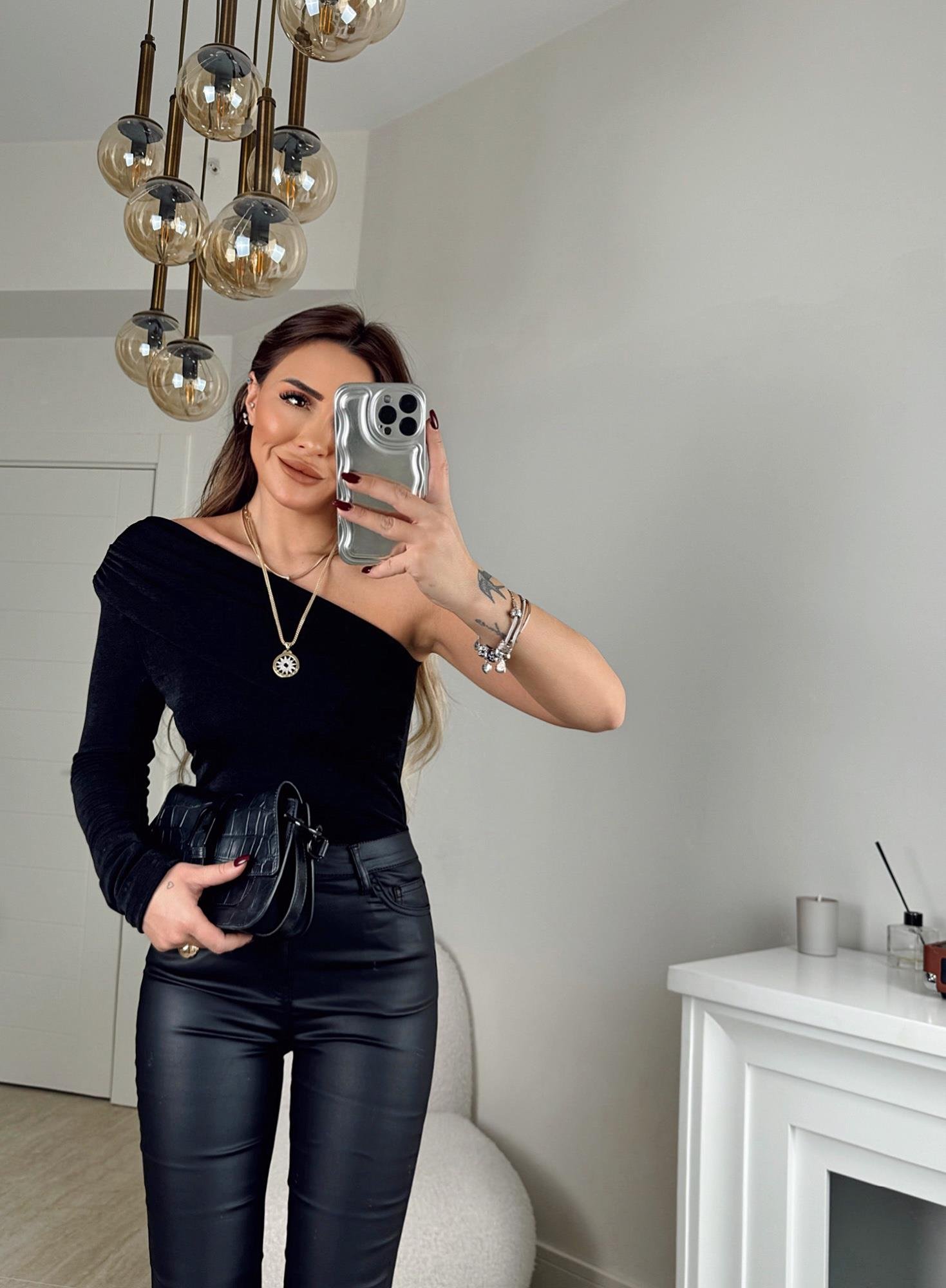 Vatkalı Sandy Tek Omuz Siyah Ba