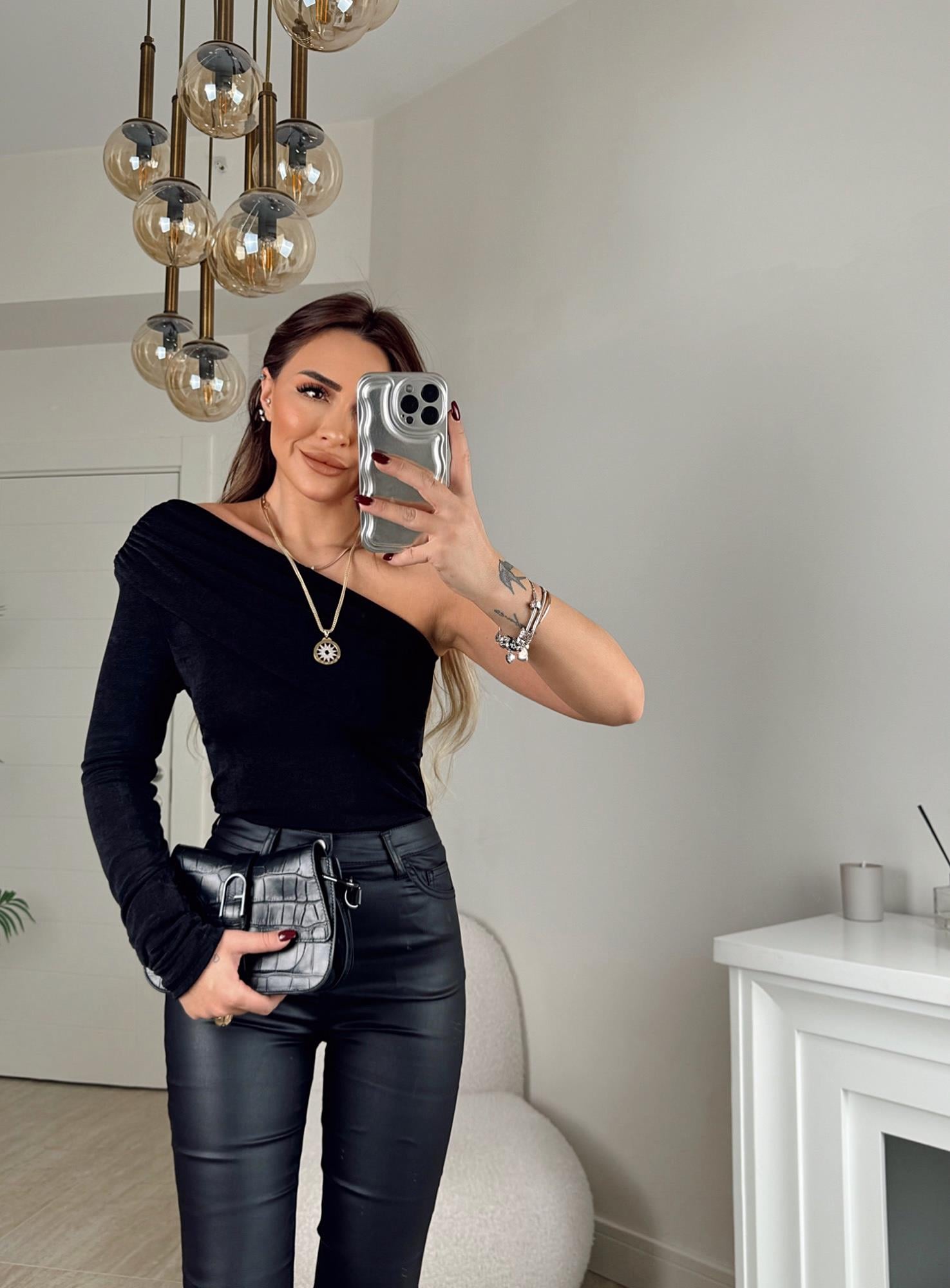 Vatkalı Sandy Tek Omuz Siyah Ba