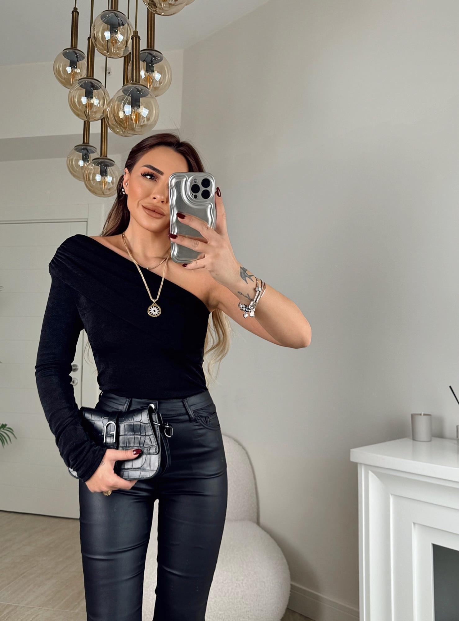 Vatkalı Sandy Tek Omuz Siyah Ba