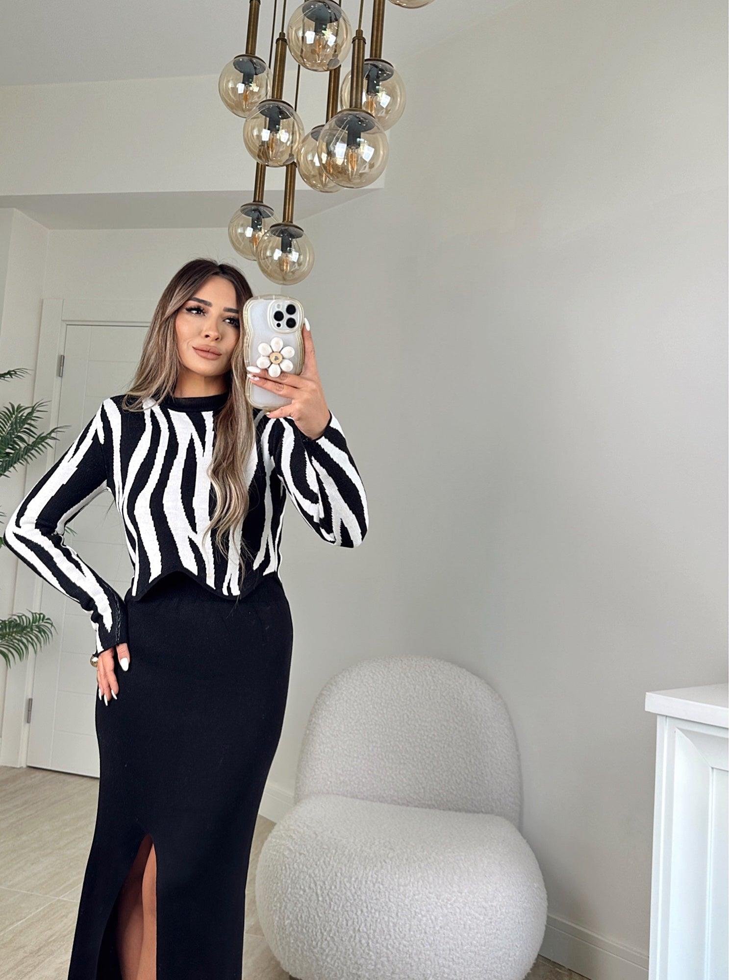 Vatkalı Zebra Desen Crop Kazak