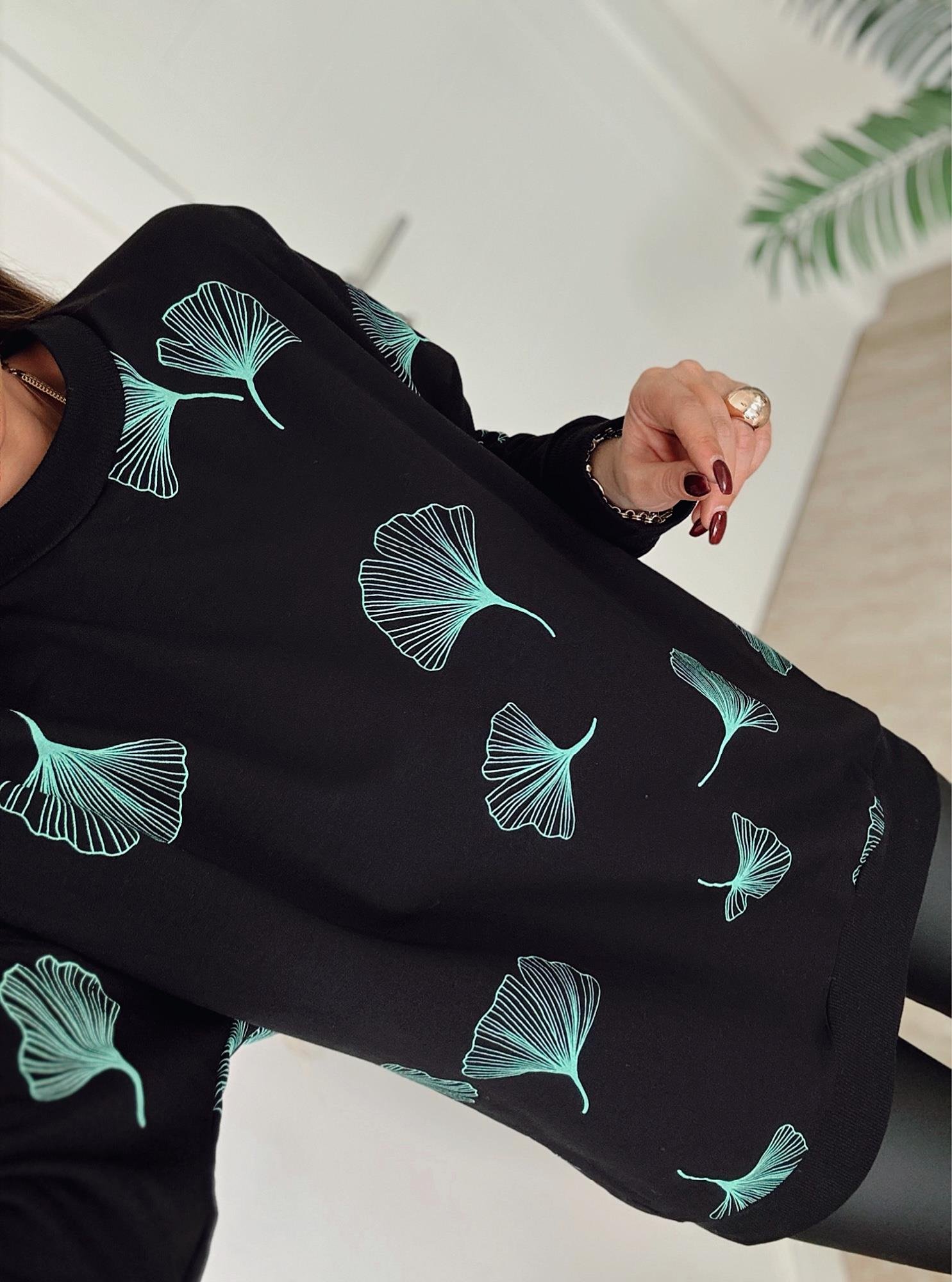 Yaprak Desen Sweatshirt