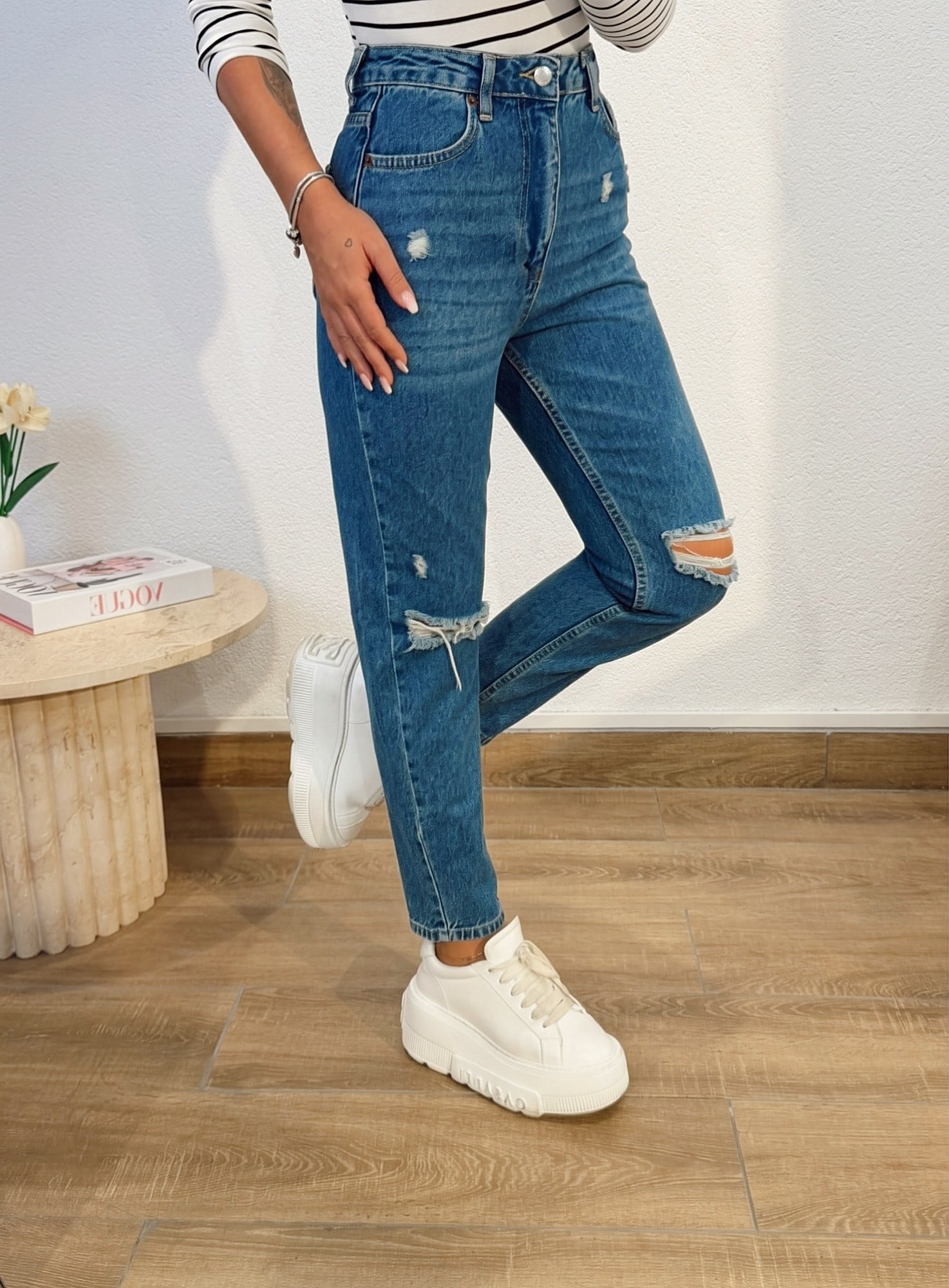 Yırtıklı Mom Jean