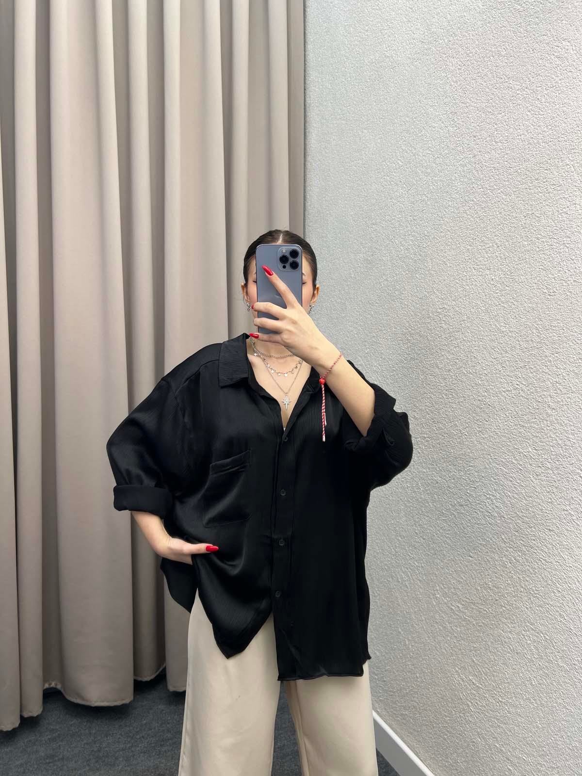 Adelina Siyah Oversize Gömlek