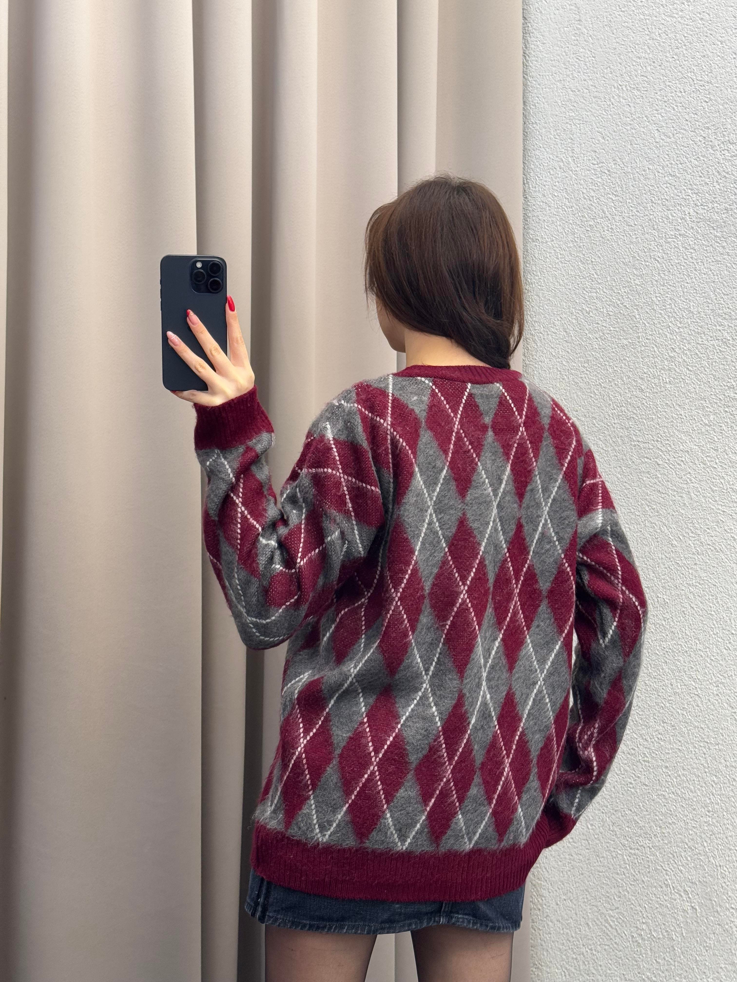 BAKLAVA DESEN OVERSİZE KALIP KAZAK BORDO