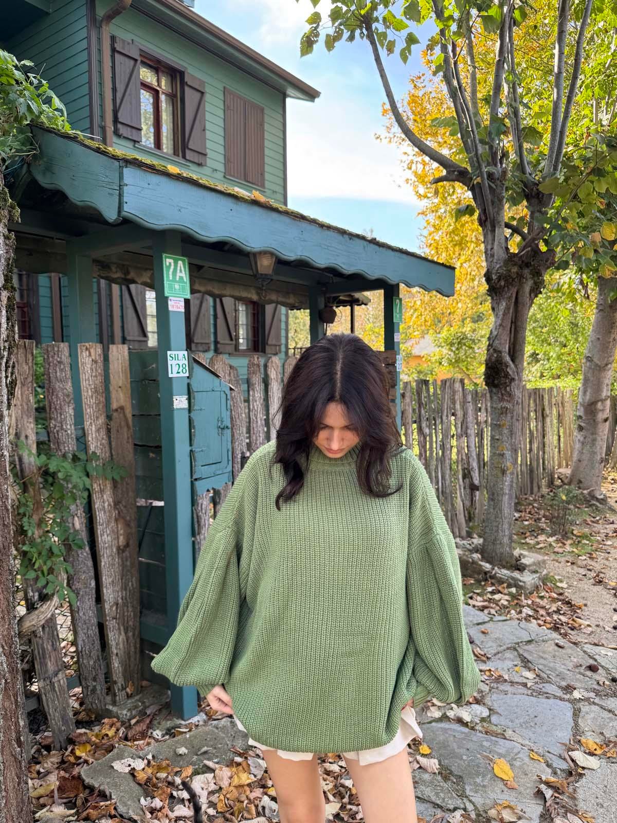 Beay Balon Kol Boğazlı Mint Kazak