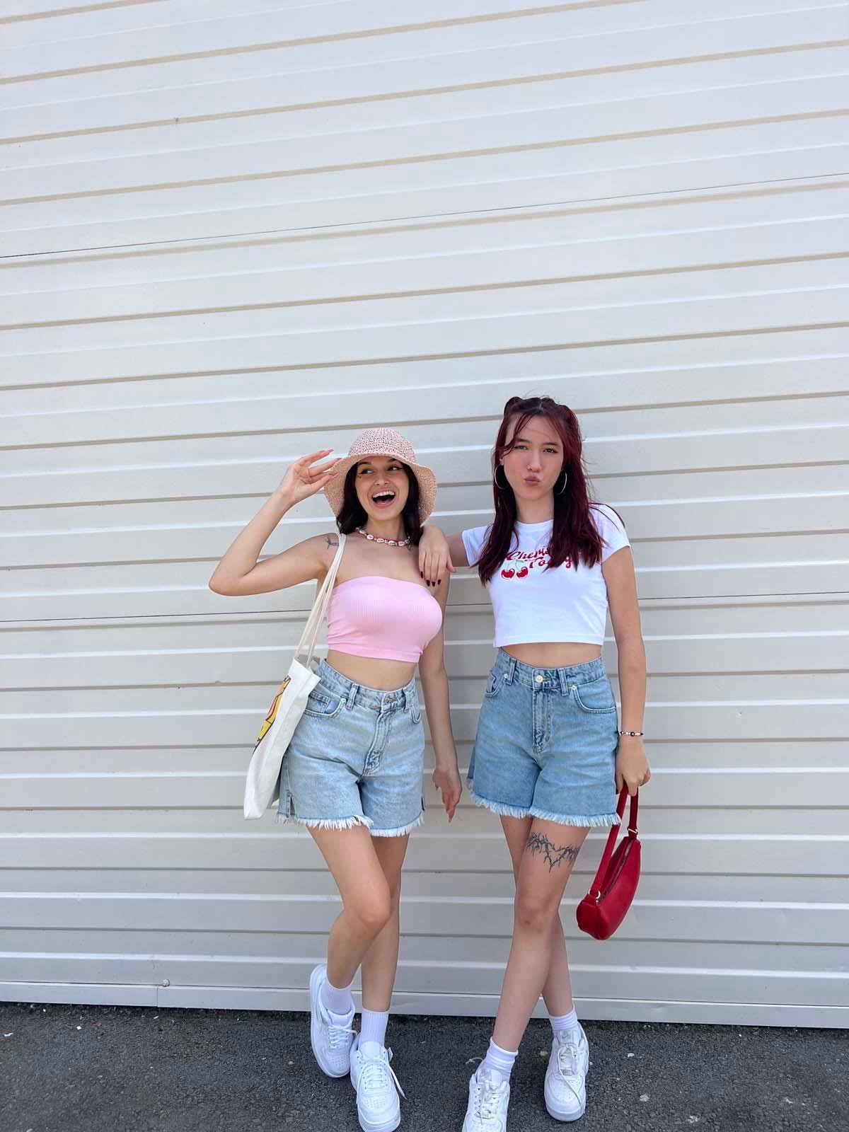 BF Püsküllü Dark Mom Kot Şort