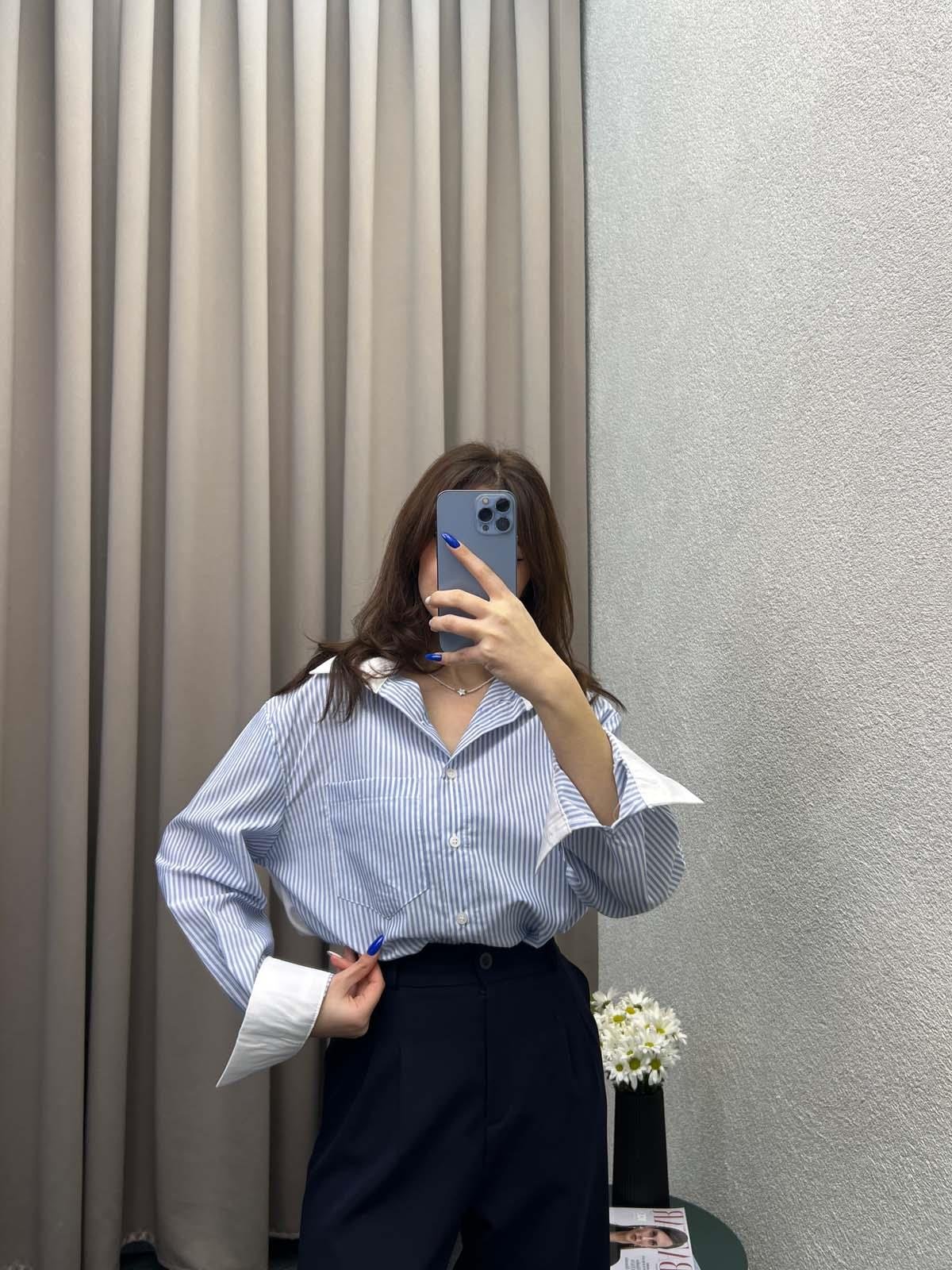 Clasic Sırt Detay Çizgili Gömlek