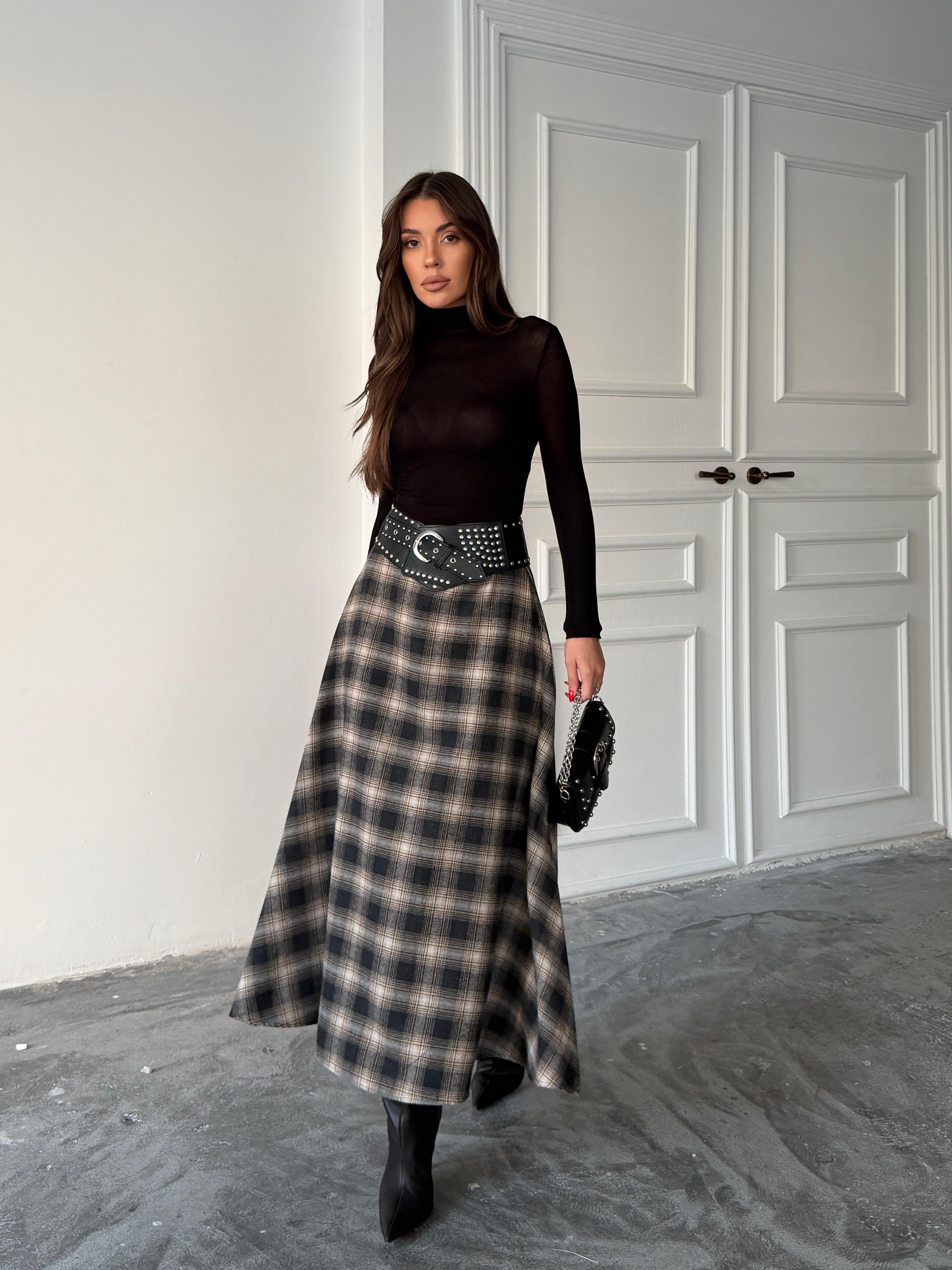 EKOSE KLOŞ ETEK UZUN BOY BEJ-SİYAH