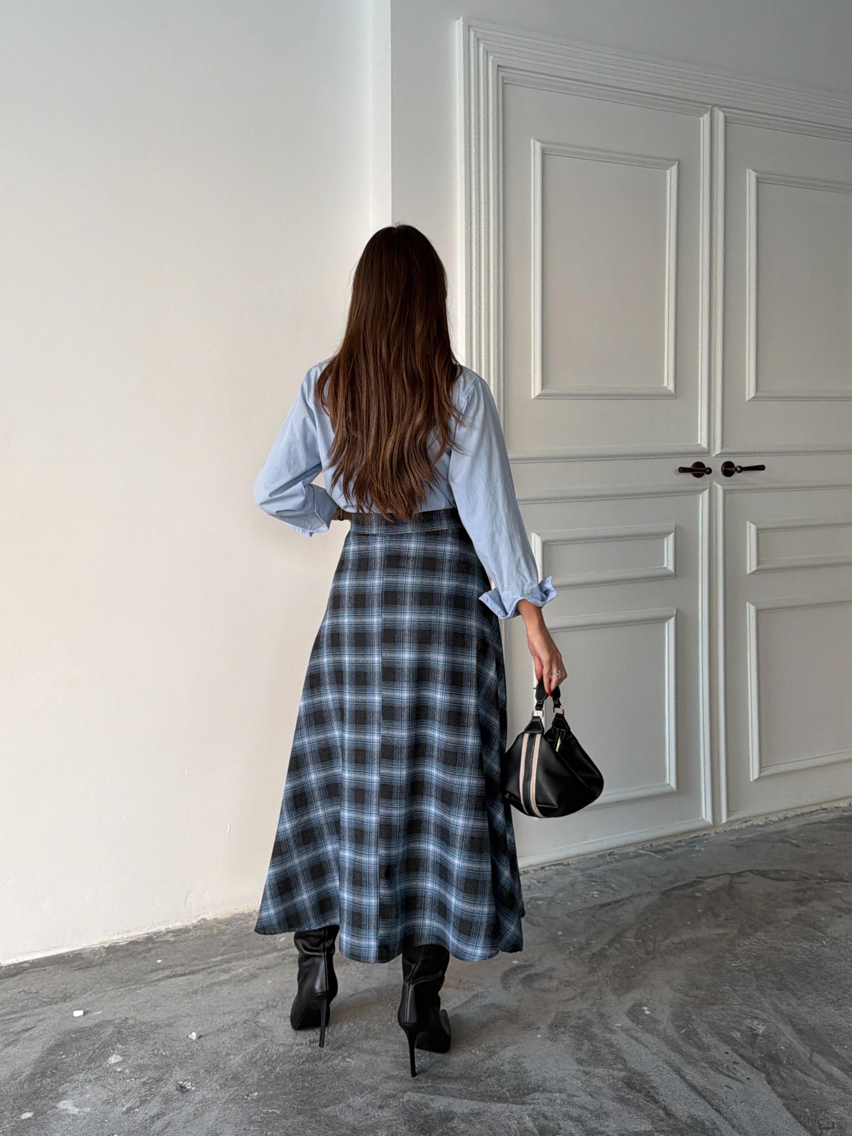 EKOSE KLOŞ ETEK UZUN BOY MAVİ-SİYAH