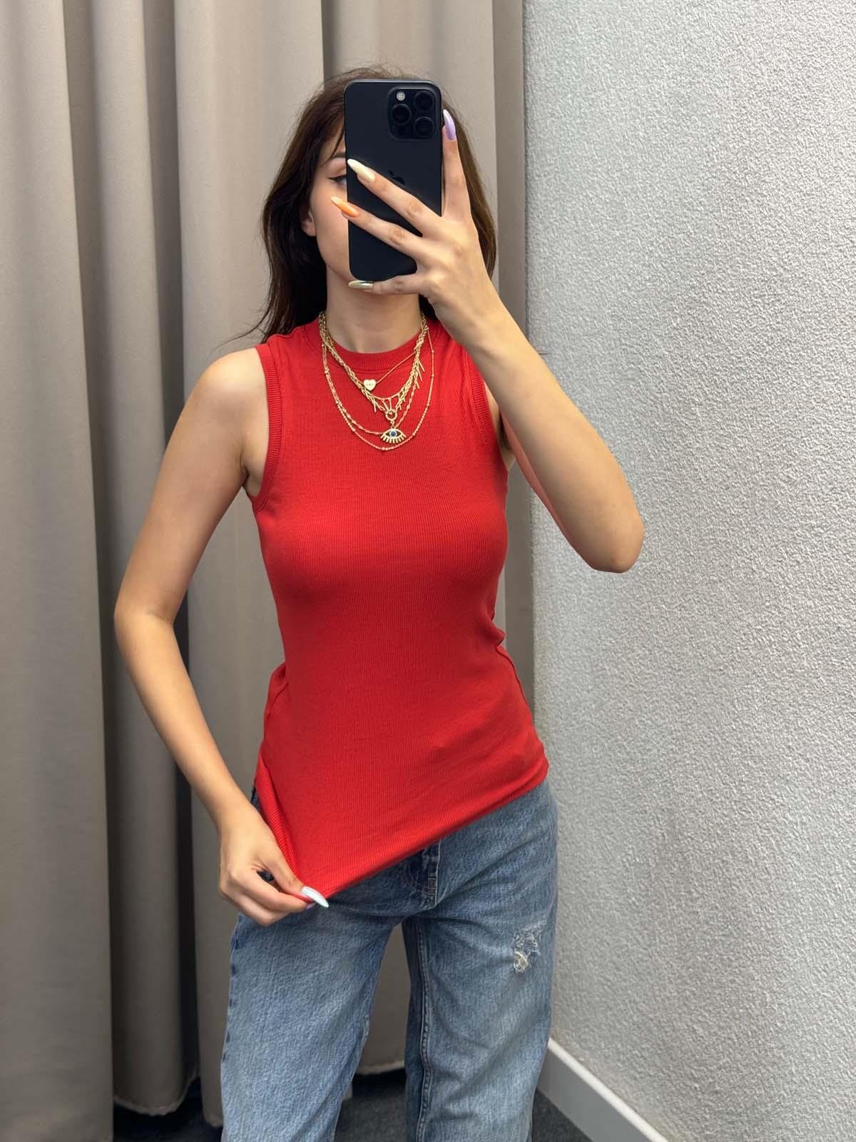 Gems Halter Yaka Kırmızı Atlet