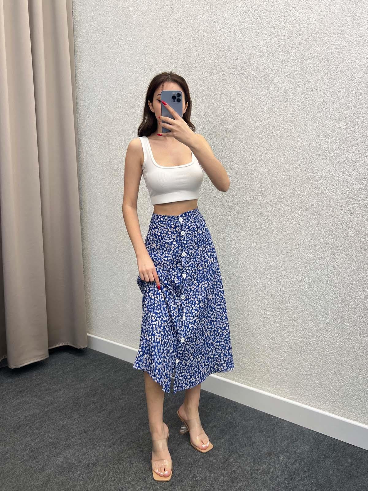 Gipsy Lacivert Volanlı Viskon Düğmeli Midi Etek