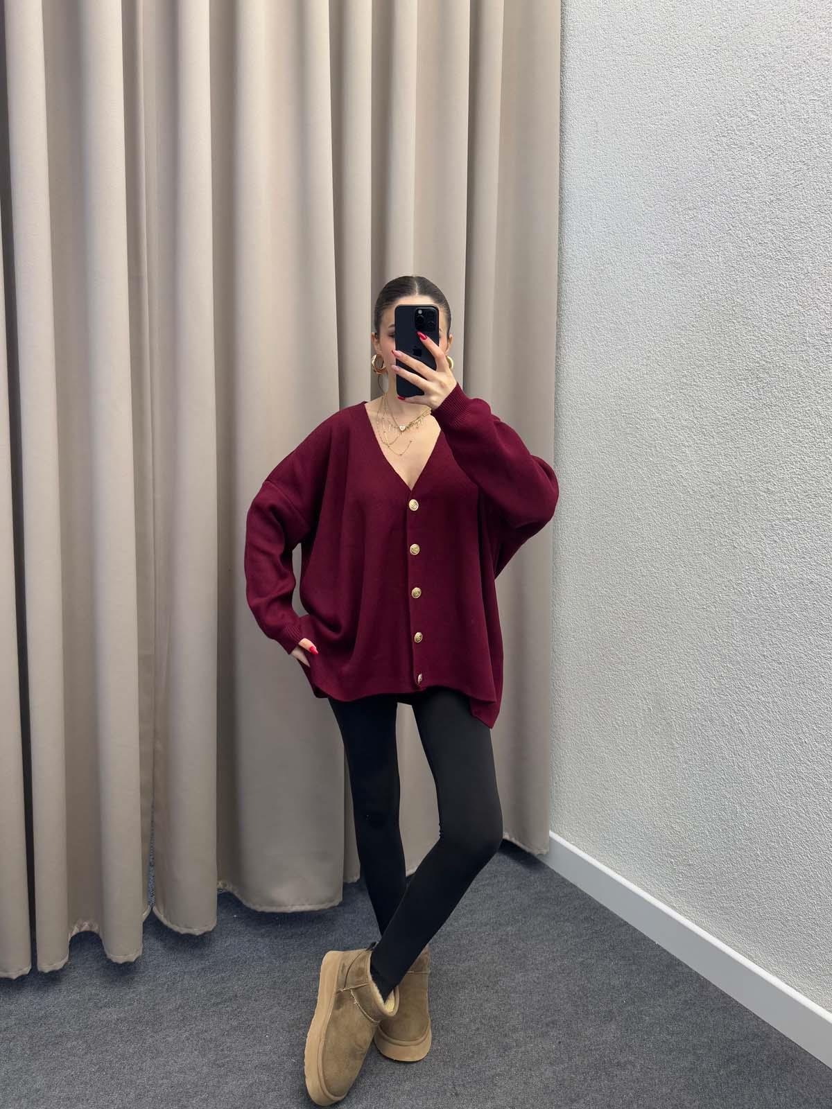 Gold Düğmeli Salaş Bordo Hırka