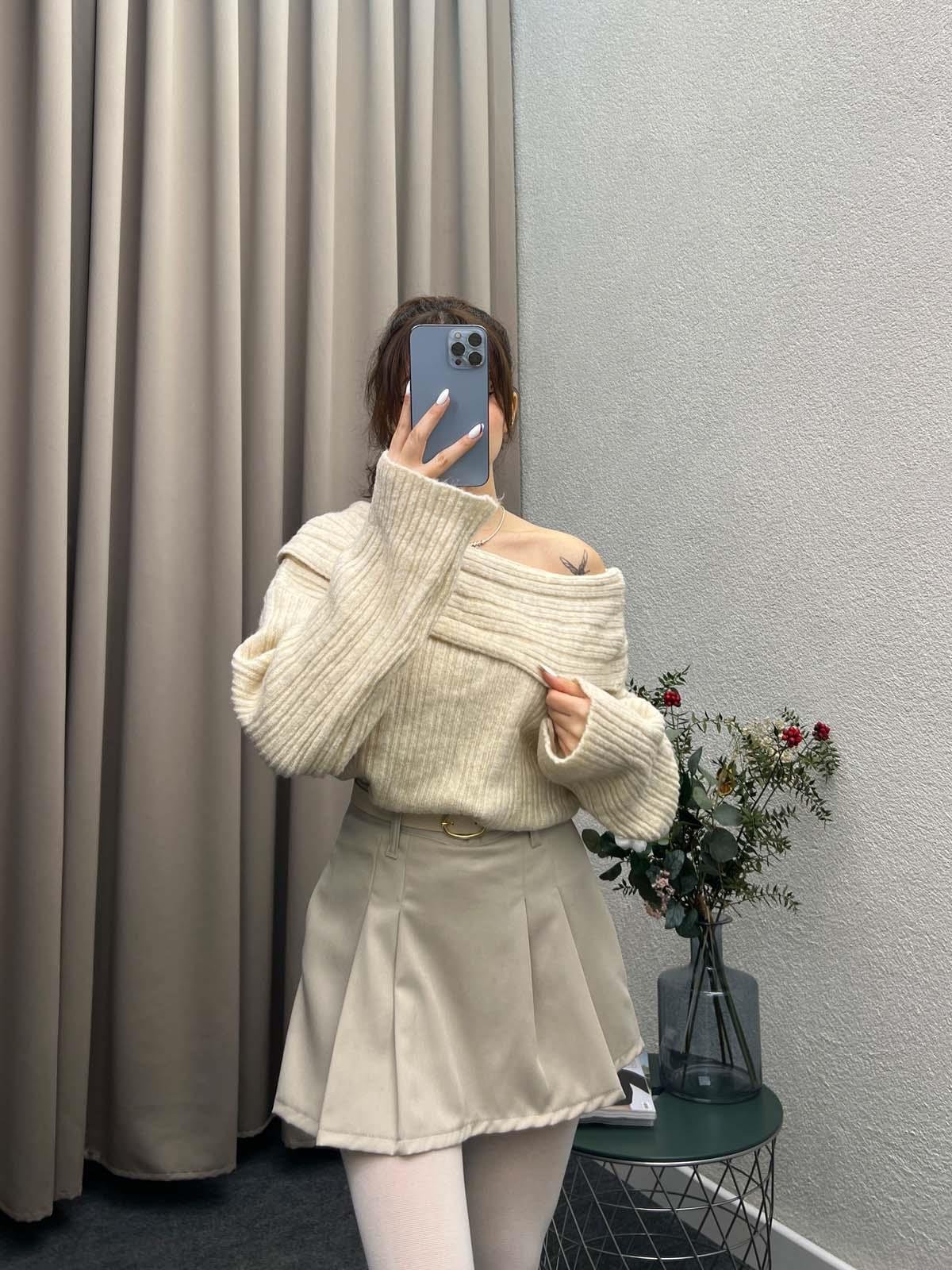 Gravity Krem Triko Oversize Kazak