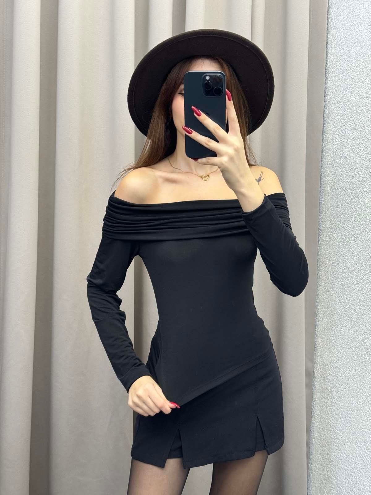 Halikarnas Kayık Yaka Siyah Bluz