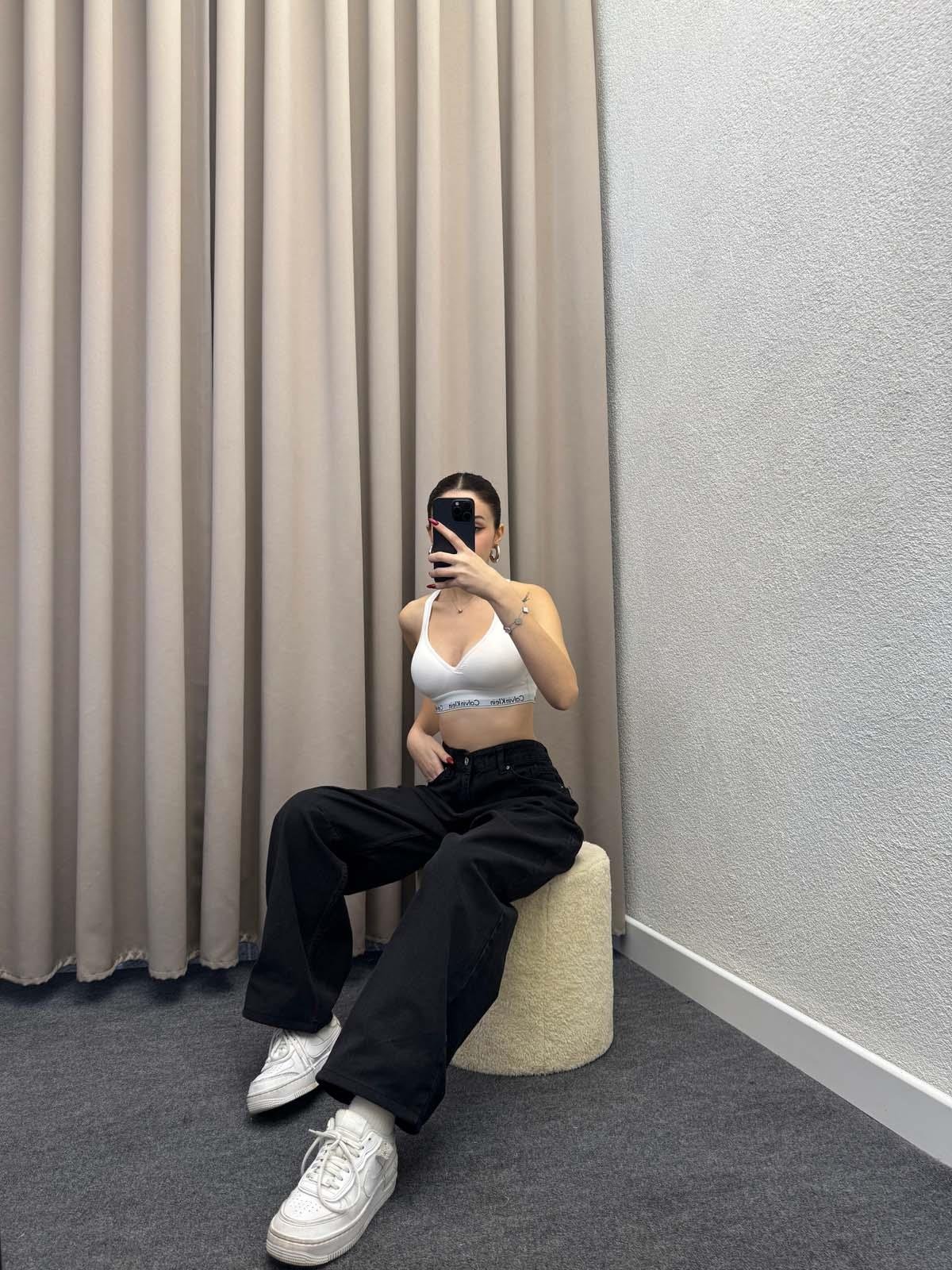 Kemer Detaylı Siyah Baggy Jean