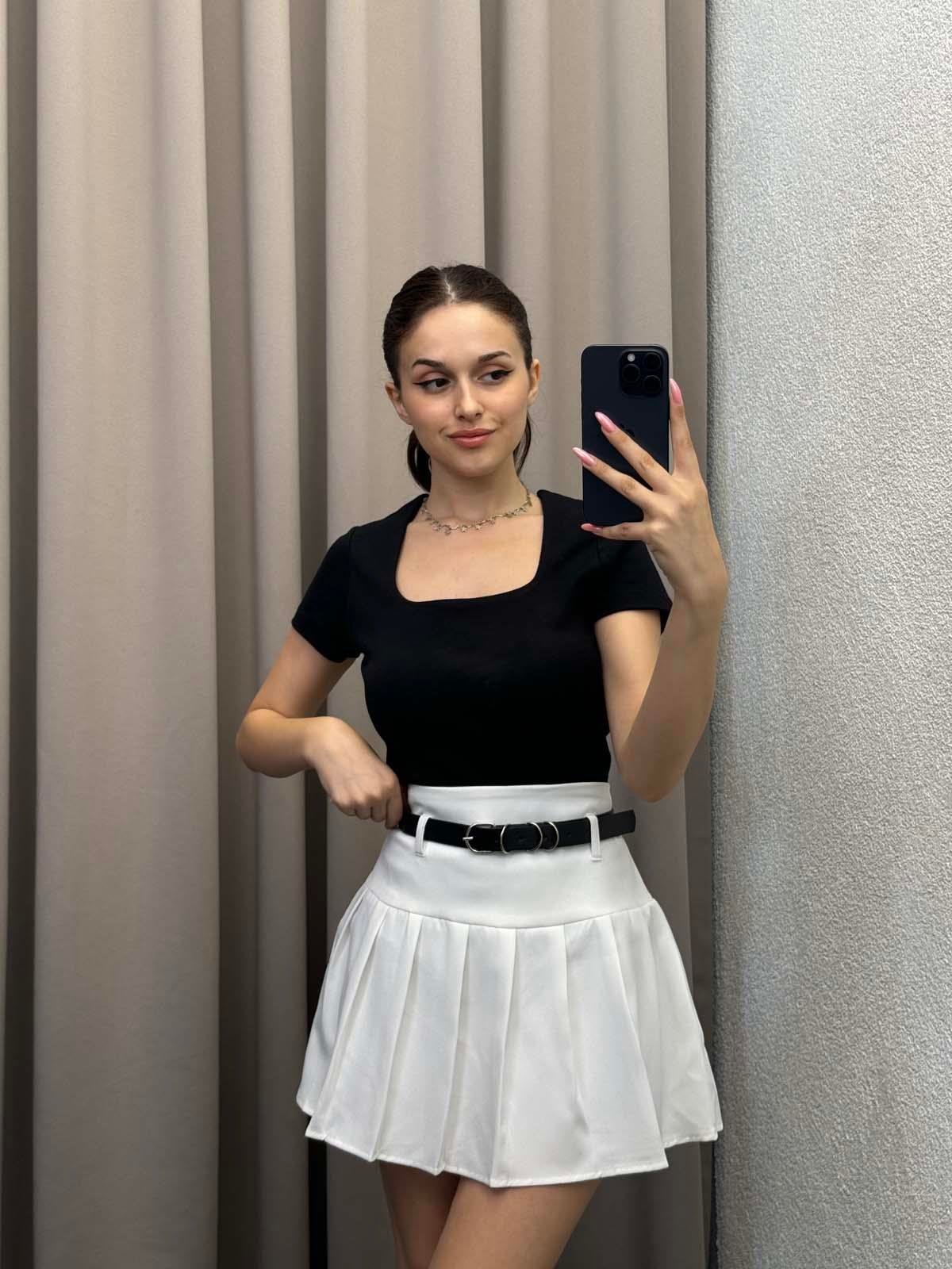 Kneph Kare Yaka Siyah Crop