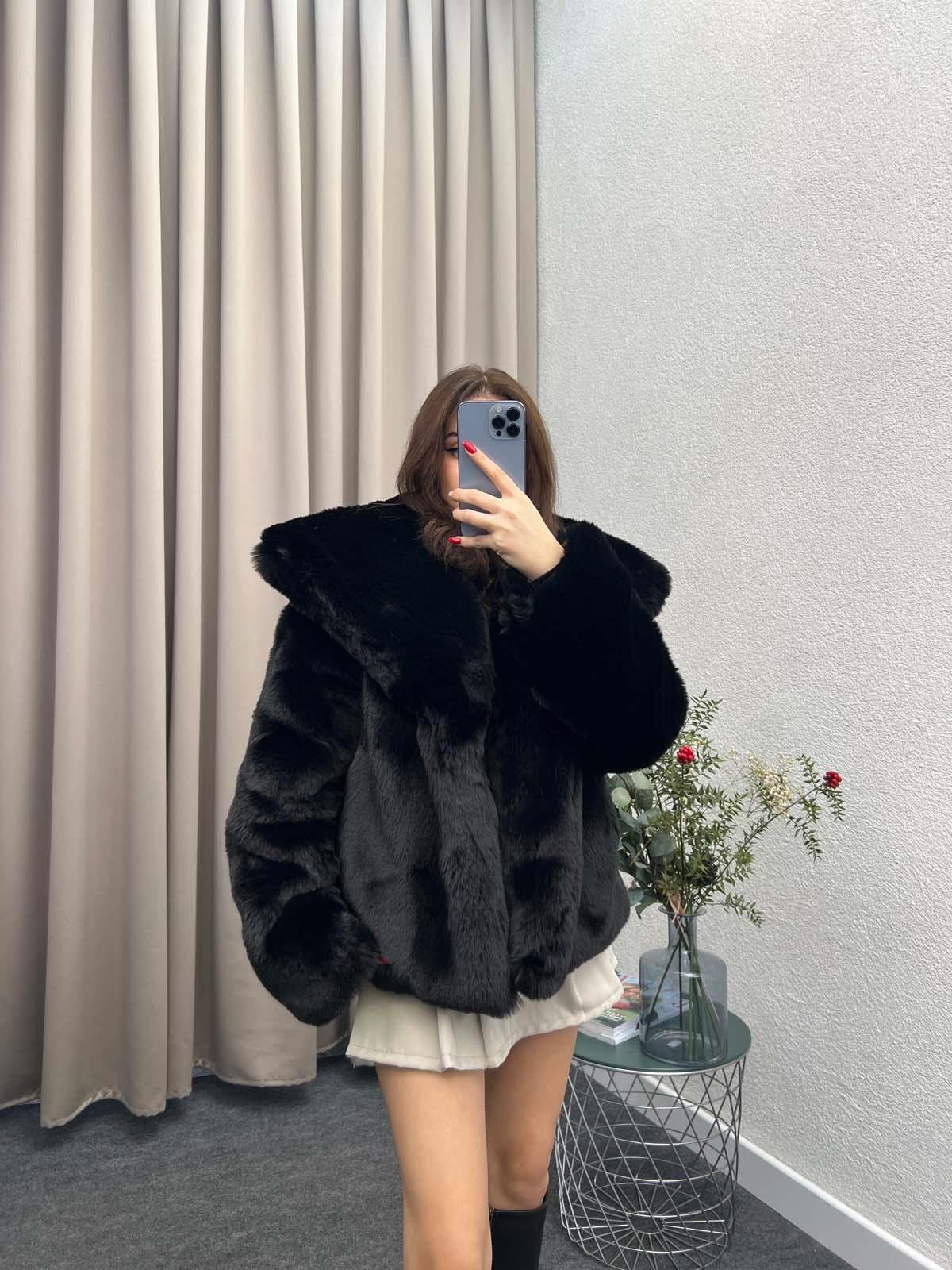 Lady İçi Astarlı Siyah Kürk