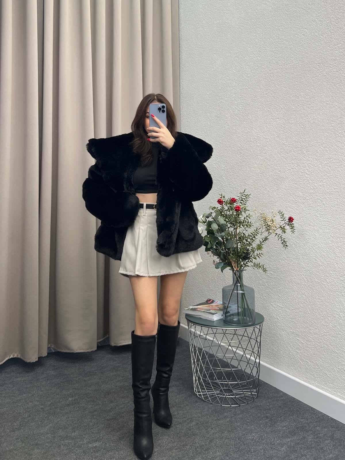 Lady İçi Astarlı Siyah Kürk