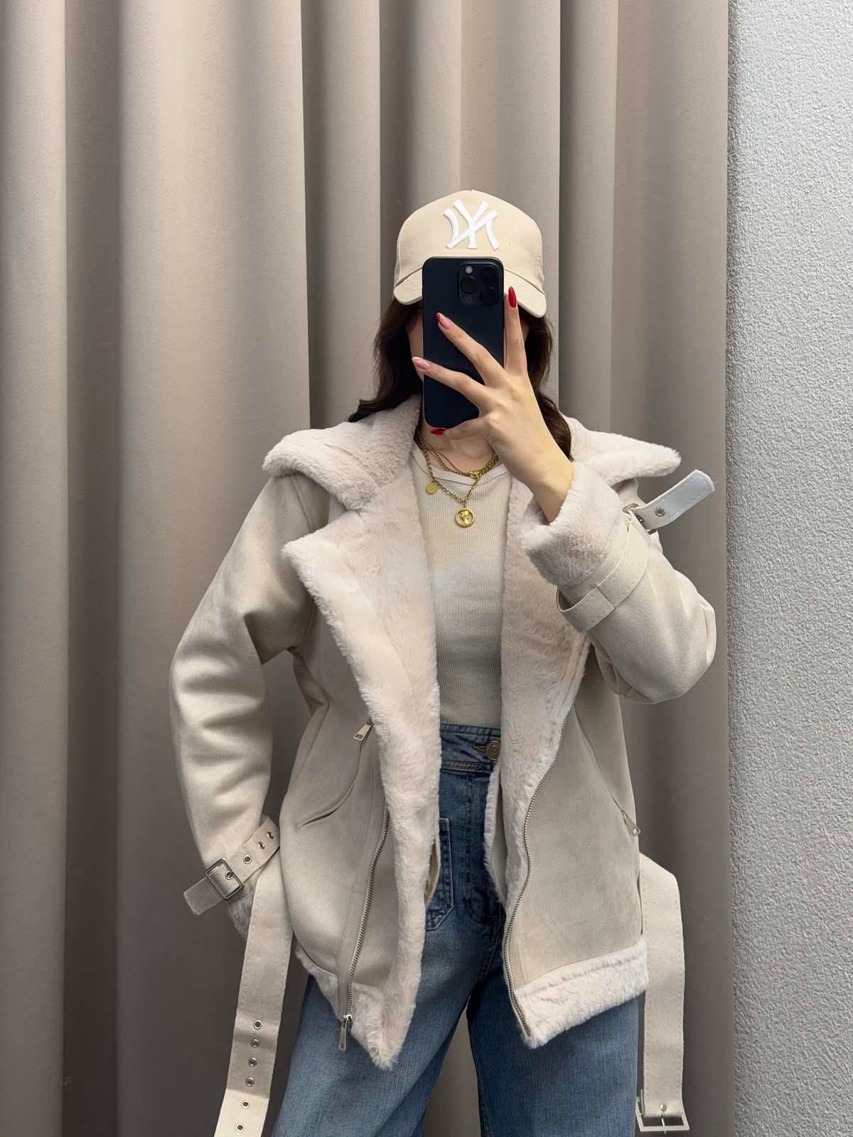 Lares Uzun Krem Süet Ceket