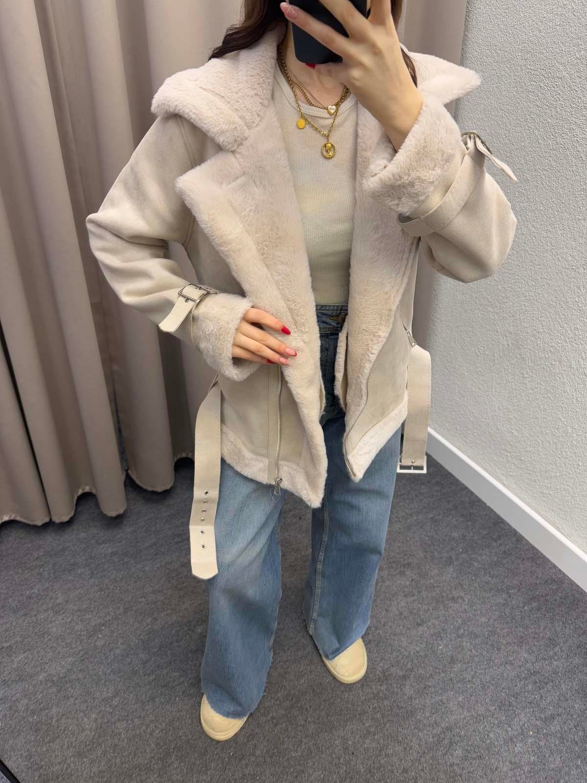 Lares Uzun Krem Süet Ceket