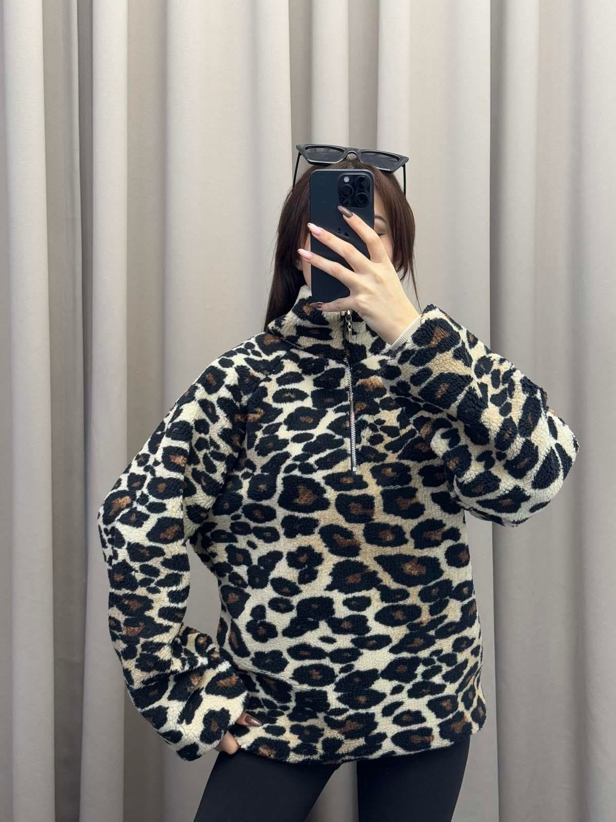 Leopar Dik Yaka Sweatshirt