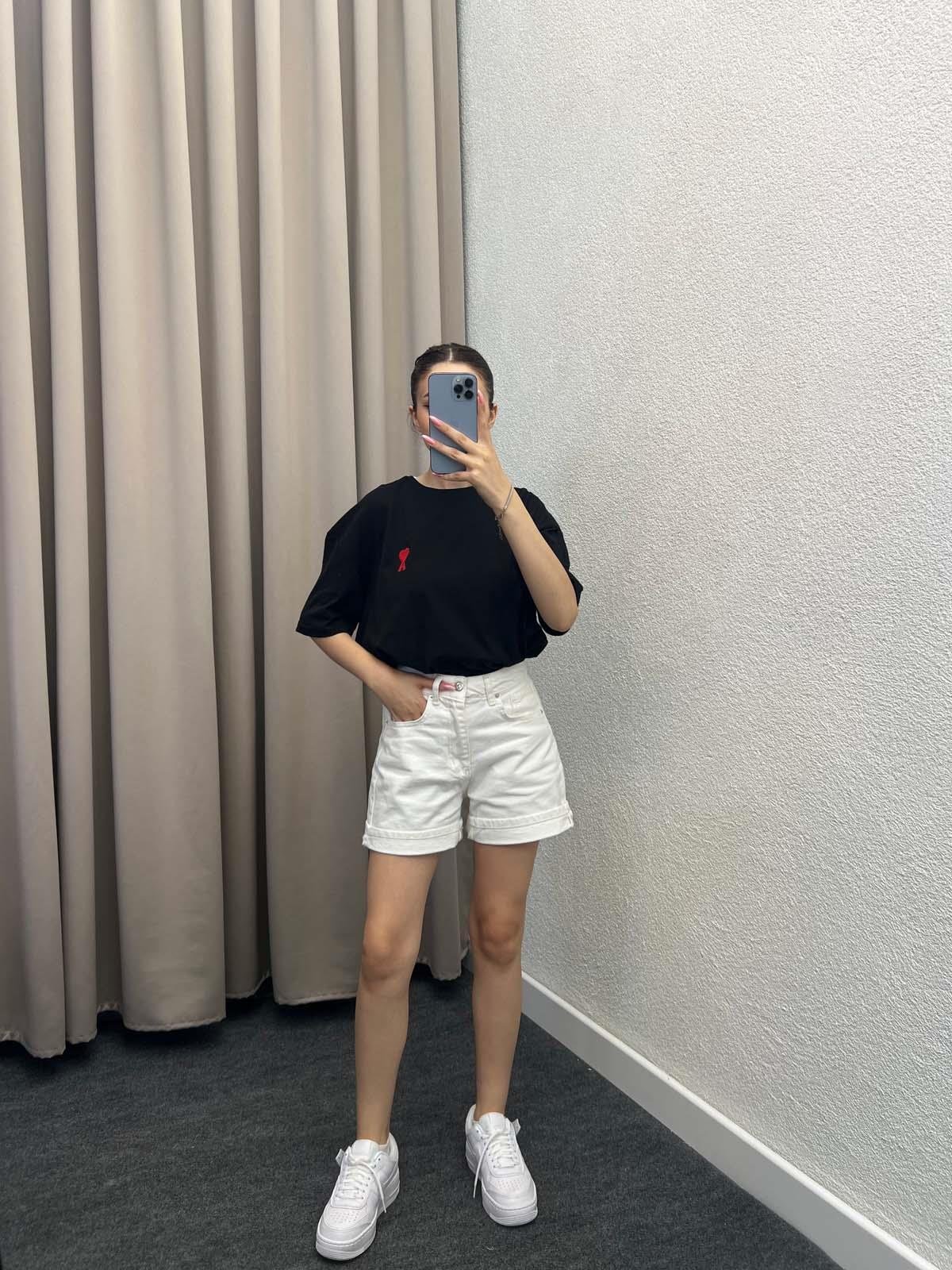 Rise Beyaz Bermuda Şort