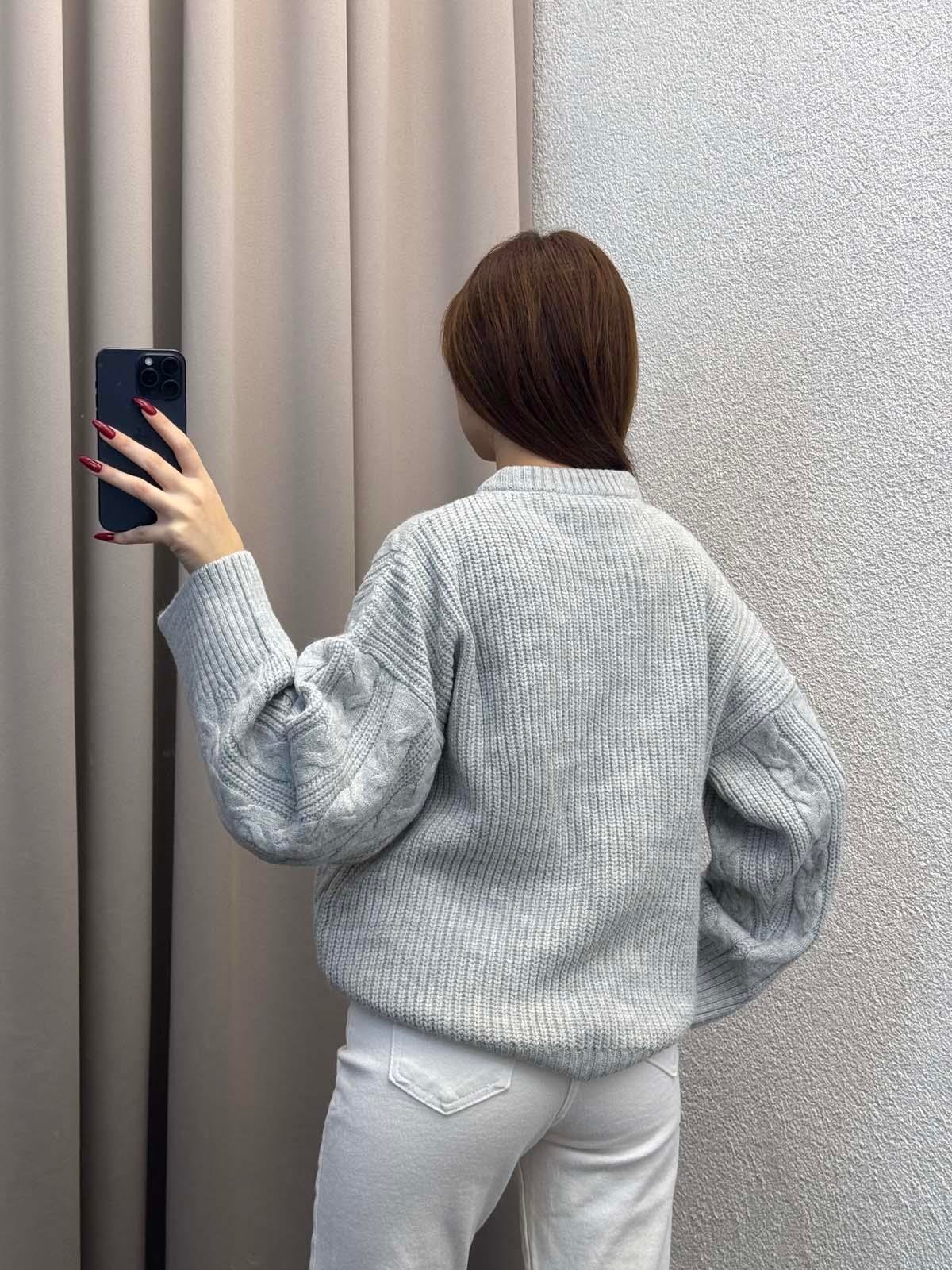 Saç Örgülü Pinterest Gri Kazak