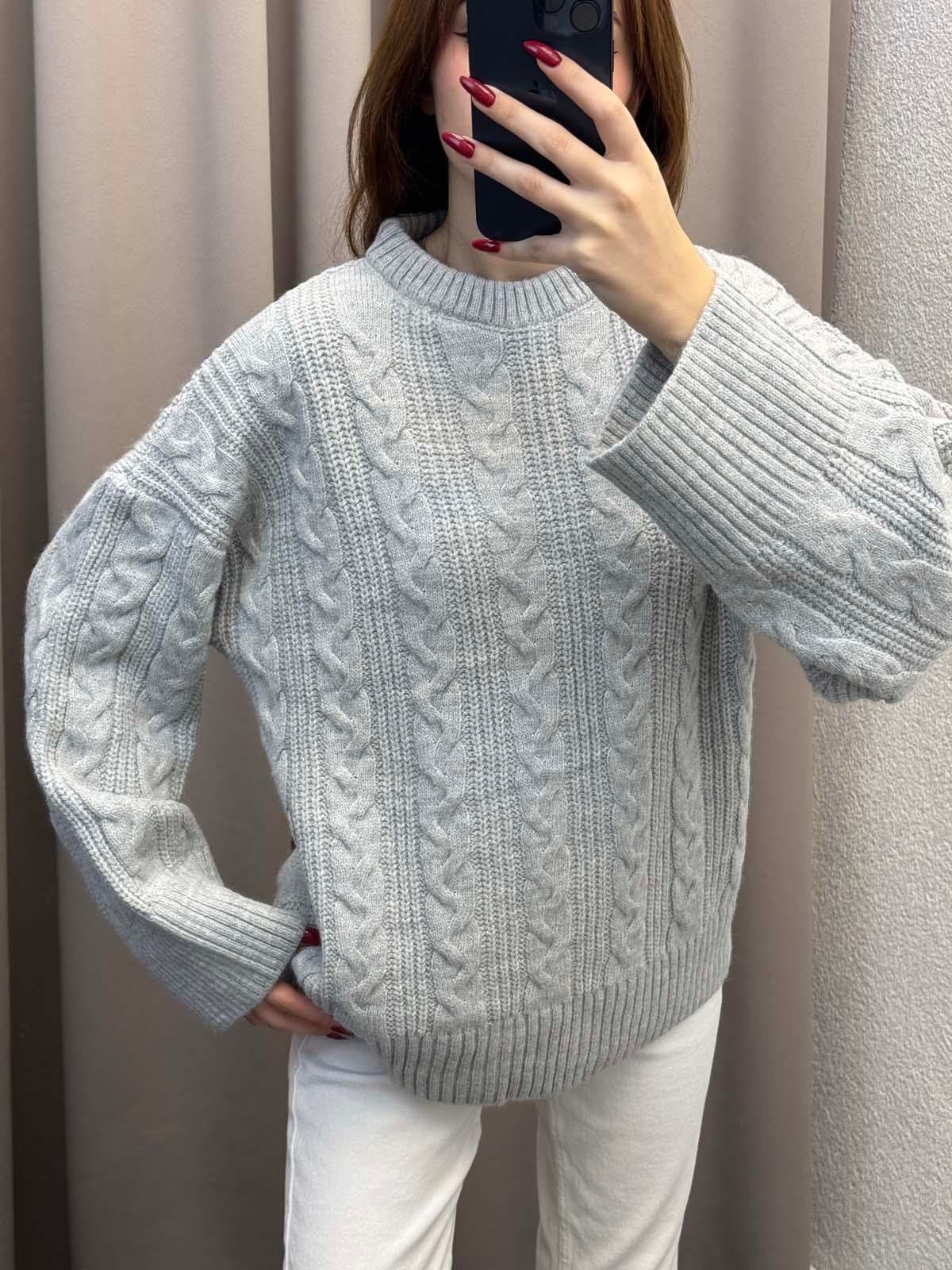 Saç Örgülü Pinterest Gri Kazak