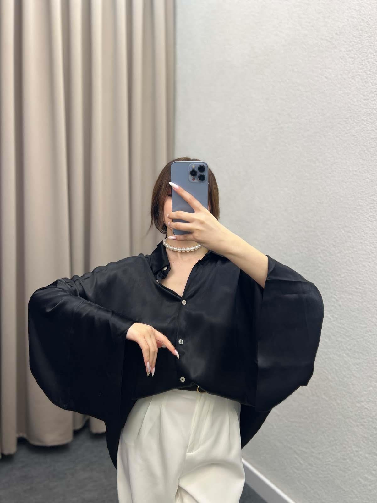 Saten Siyah Yarasa Kol Gömlek