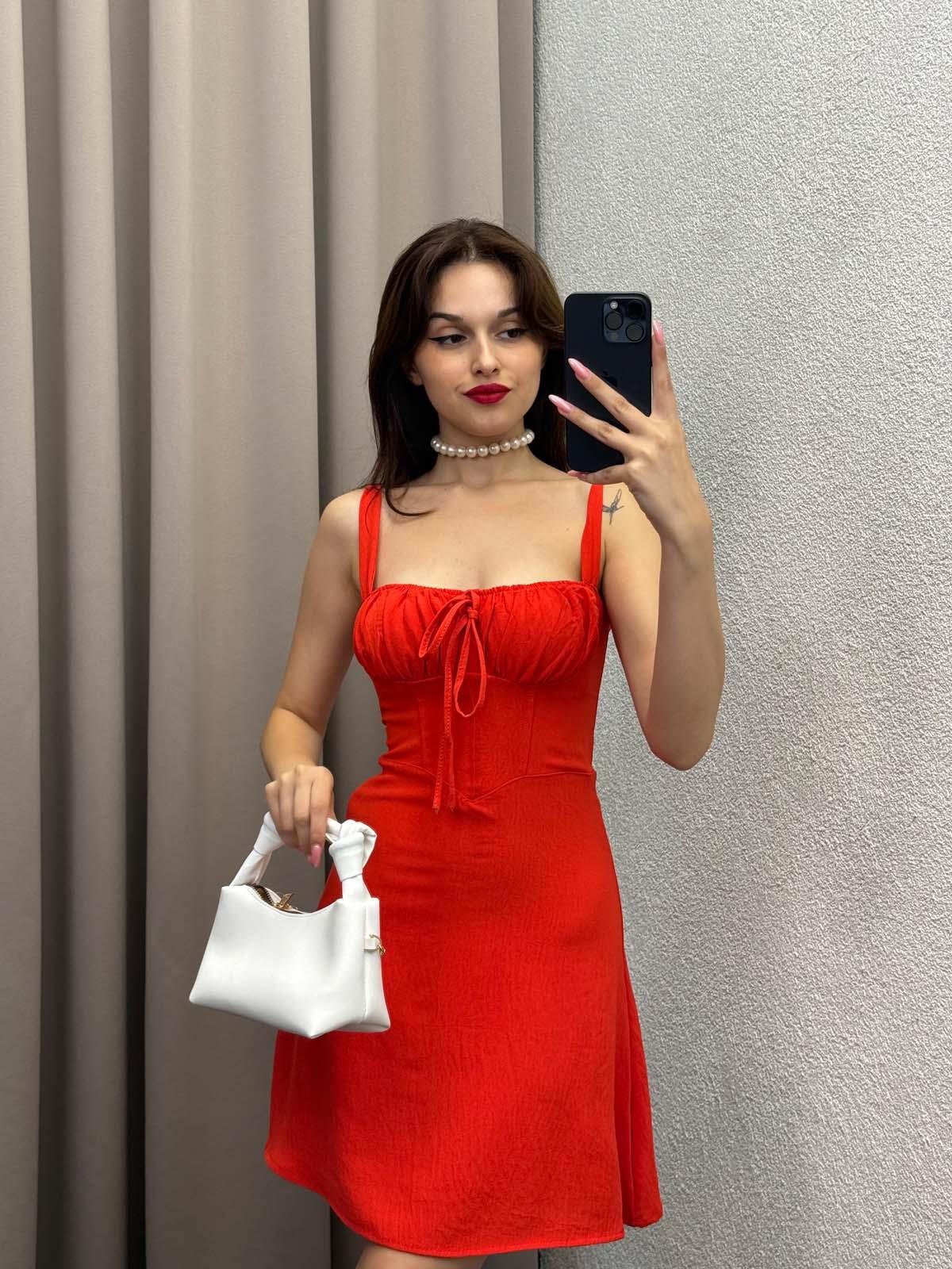 Sırt Drape Askılı Mini Kırmızı Elbise