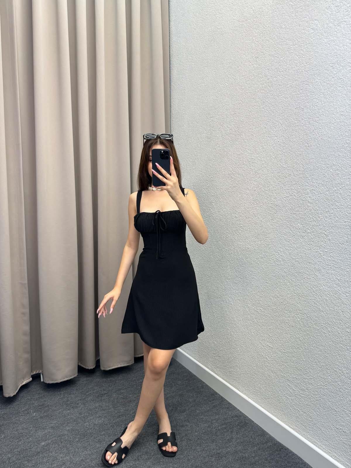 Sırt Drape Askılı Mini Siyah Elbise