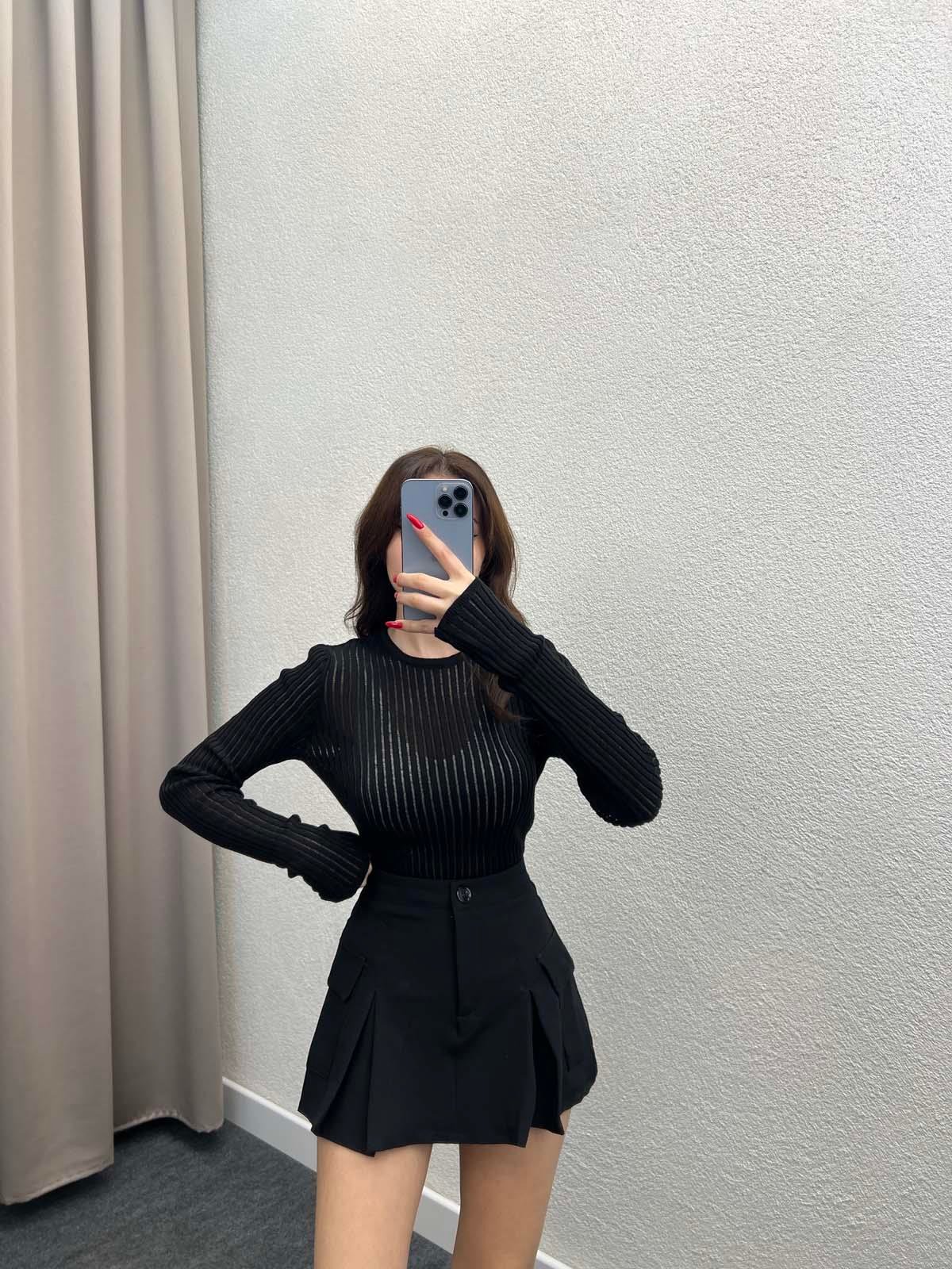 Vials Siyah Bisiklet Yaka Tül Örgü Bluz