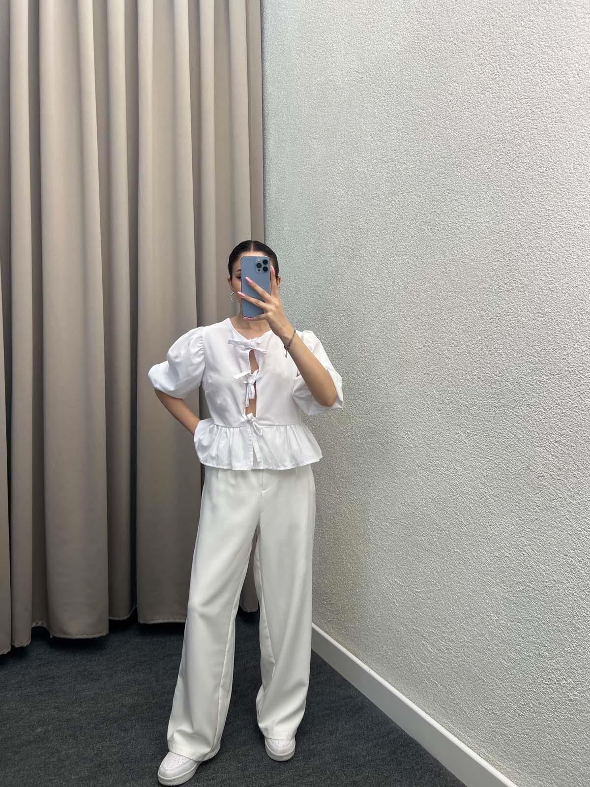 Voleta Önü Bağlamalı Beyaz Bluz