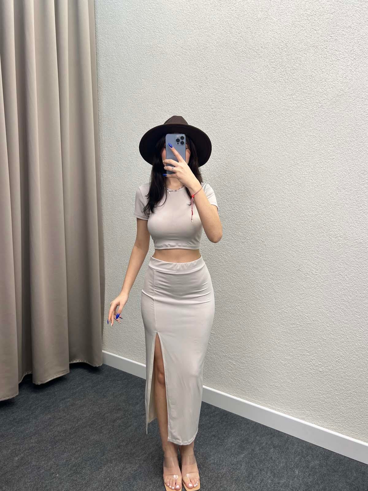 West Krem Yırtmaç Etekli İkili Takım