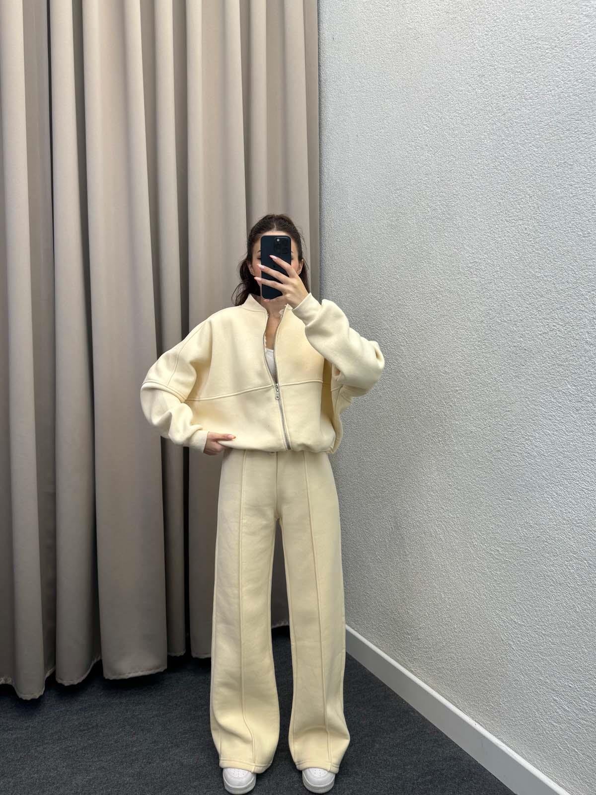 Zumba Üç İplik Şardonlu Bej Eşofman Takımı