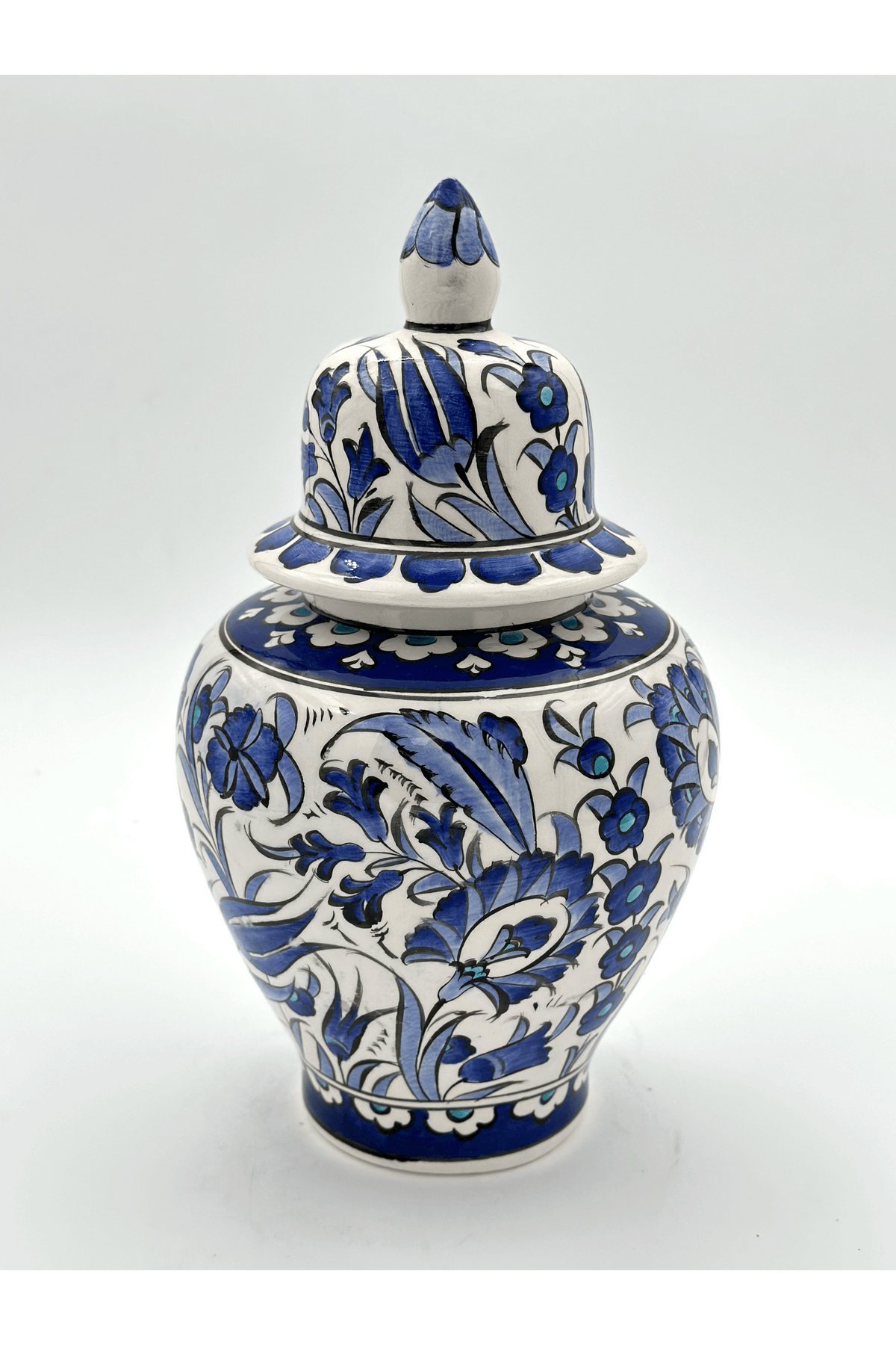 Handmade Decorative Ceramic Vase Jar With Lid 