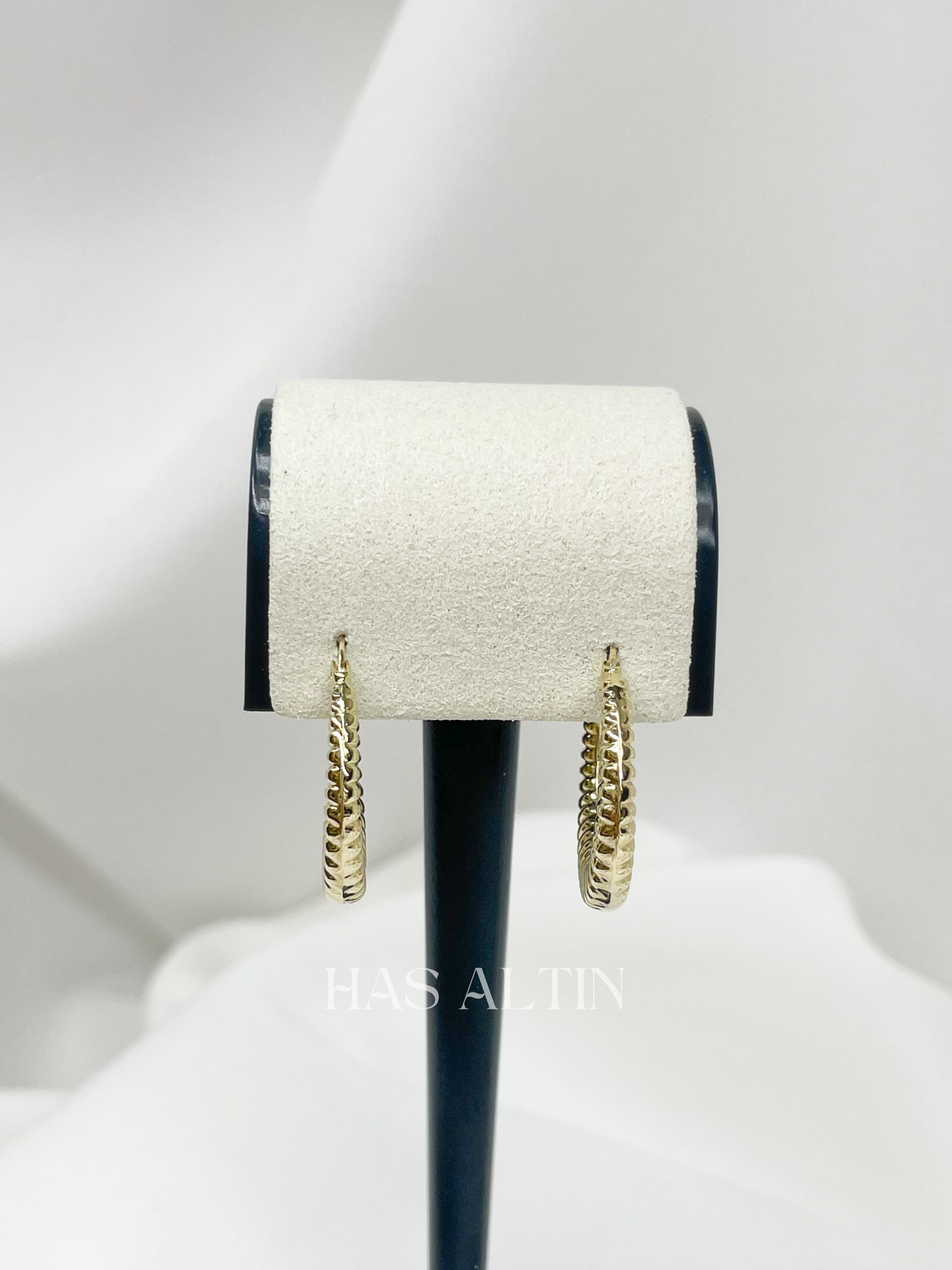 14 Ayar Altın Orta Boy Geniş Midye Küpe Altın Küpe