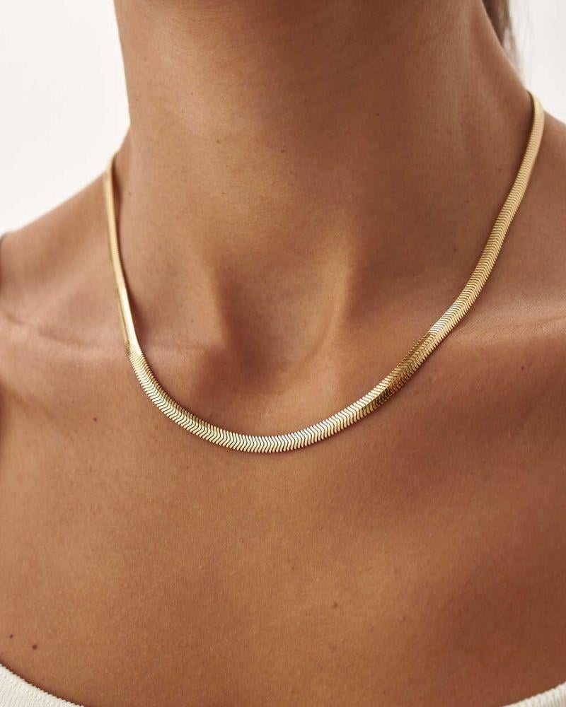 14 Ayar Altın Zincir Balık Sırtı 4 mm14 Ayar Altın Zincir Balık Sırtı 4 mmZincirler