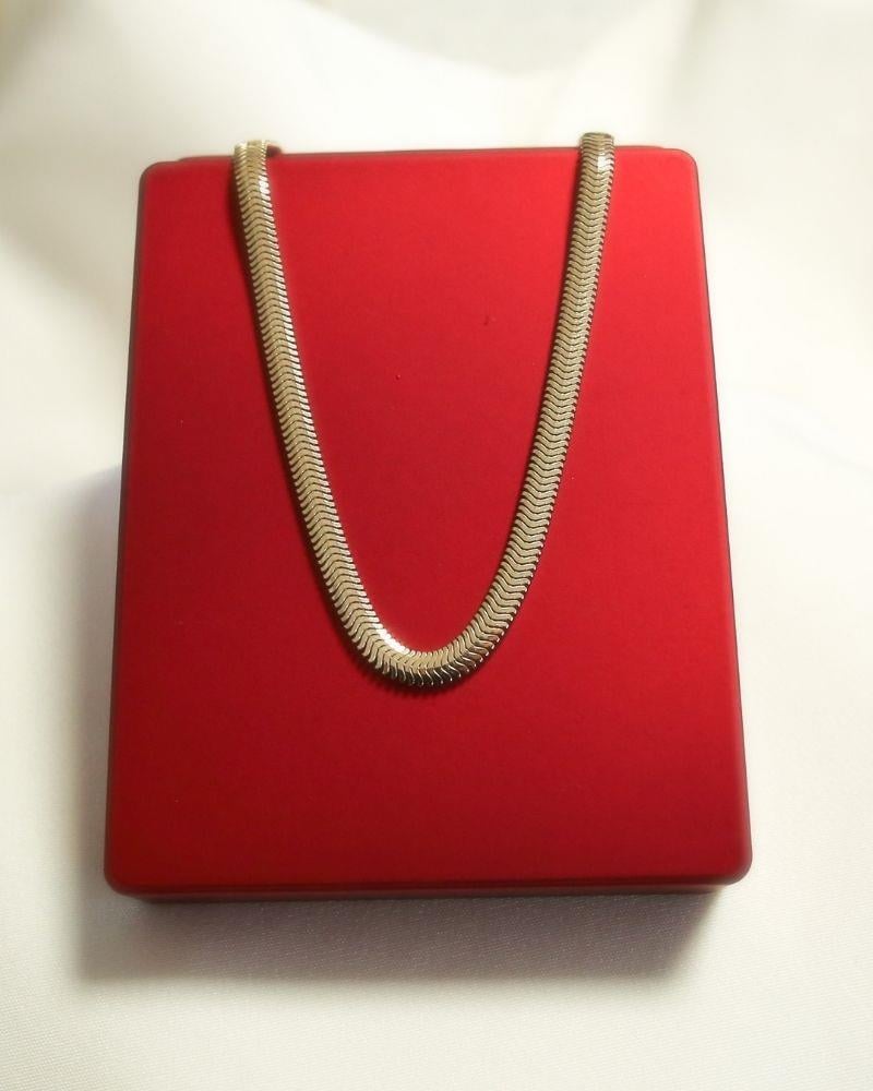 14 Ayar Altın Zincir Balık Sırtı 4 mm14 Ayar Altın Zincir Balık Sırtı 4 mmZincirler