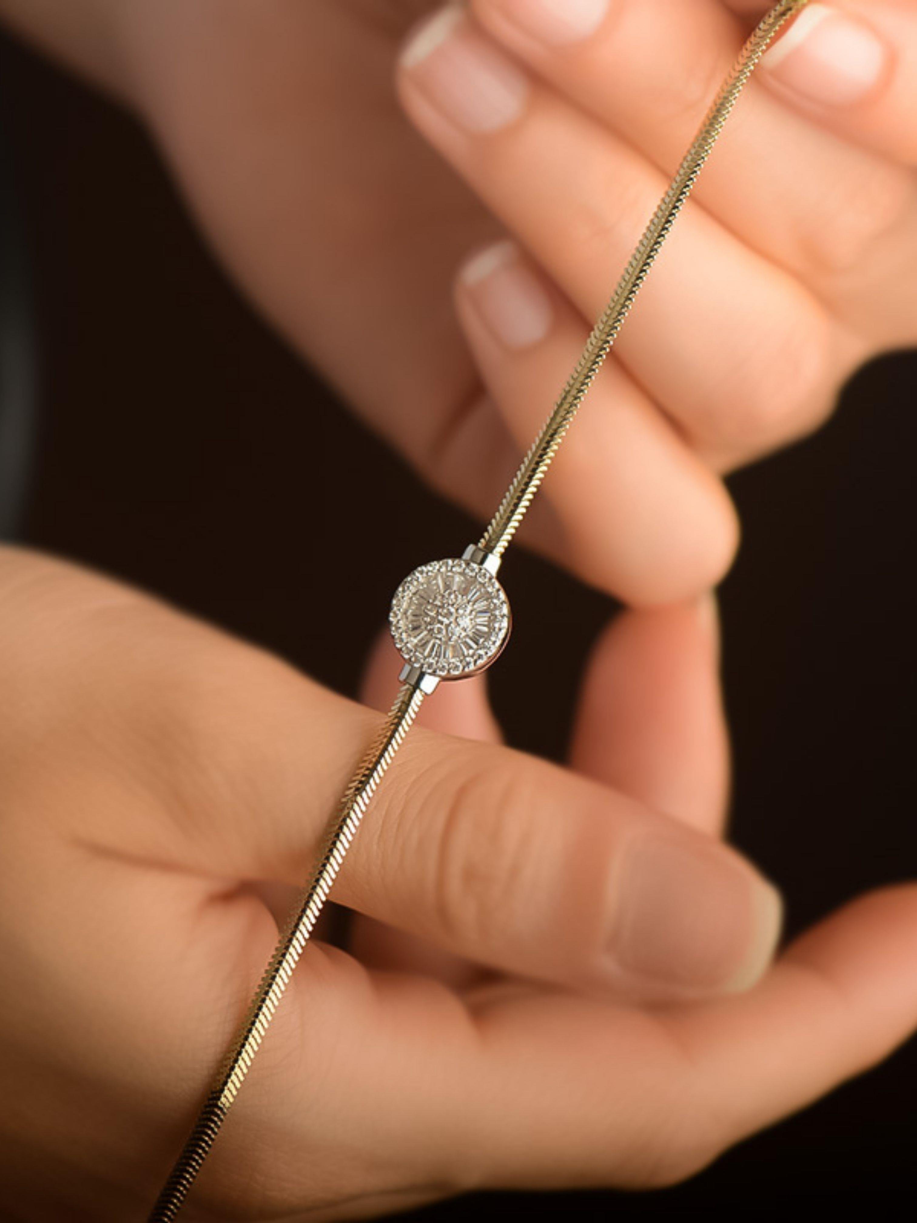 14 Ayar Balık Sırtı Baget Taşlı Altın Bileklik