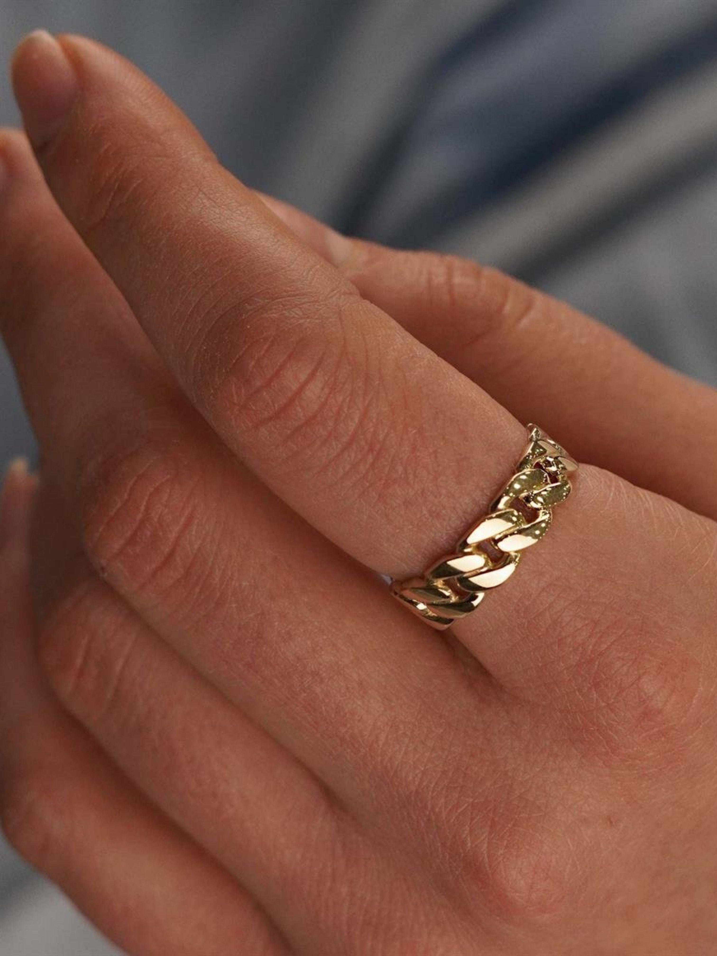 Altın Gurmet Minimal Yüzük 14 AyarAltın Gurmet Minimal Yüzük 14 Ayar