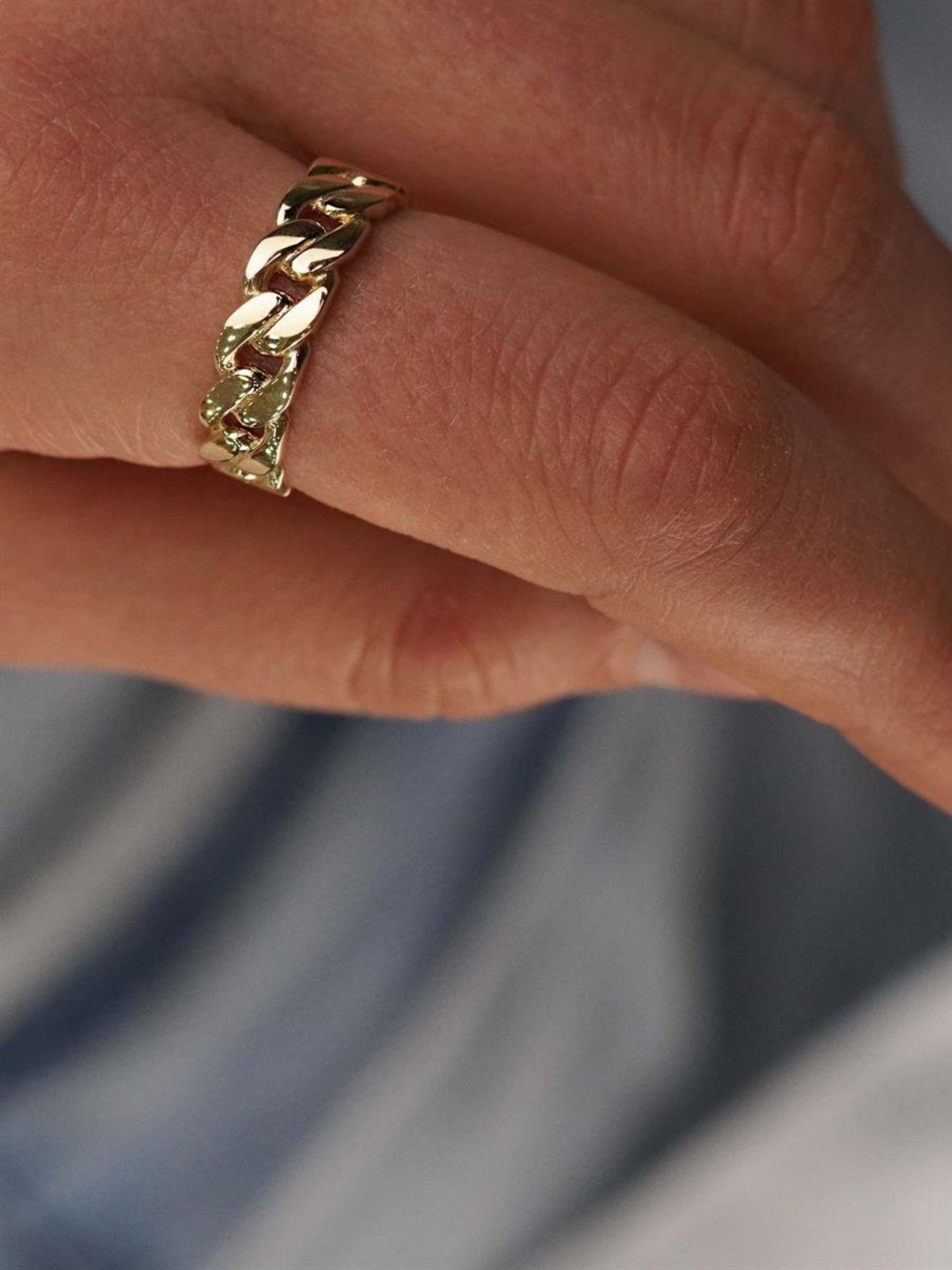 Altın Gurmet Minimal Yüzük 14 AyarAltın Gurmet Minimal Yüzük 14 Ayar